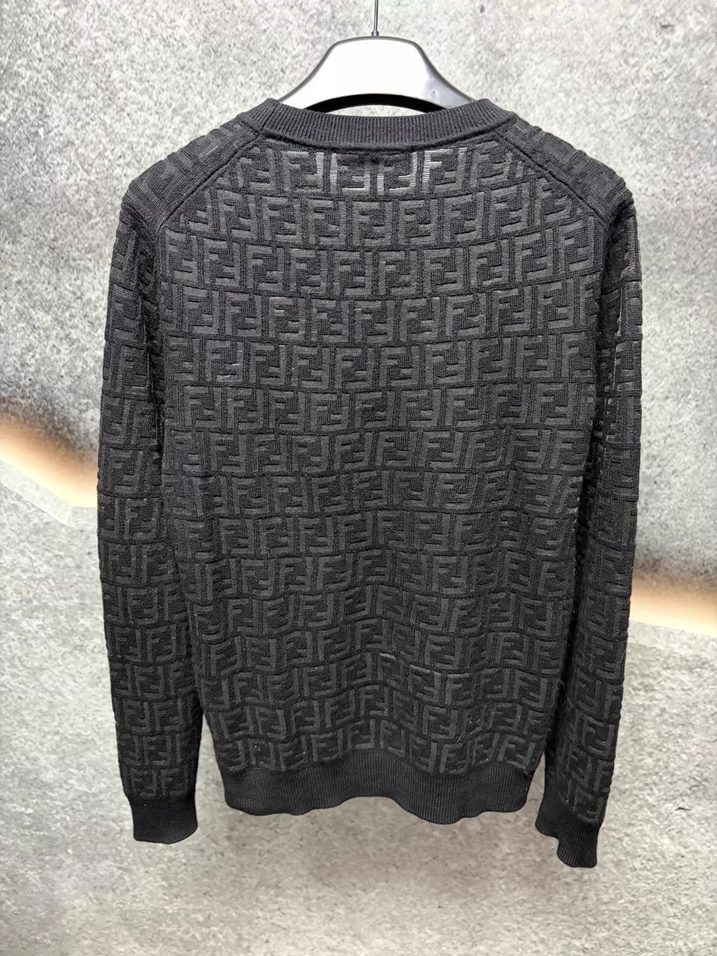 Fendi FENDI Men's All Over Print Wool Sweater 48 Like New Size US M / EU 48-50 / 2 - 2 Thumbnail