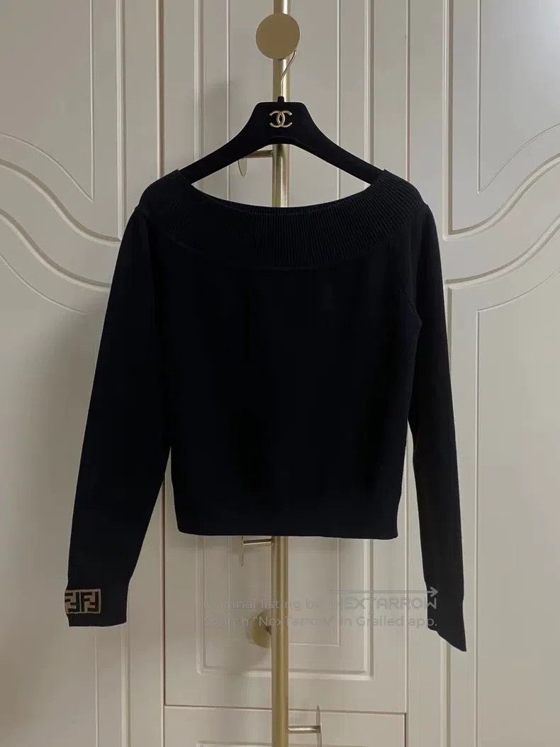 Fendi Fendi Crew Neck Knit Top Size XS / US 0-2 / IT 36-38 - 1 Thumbnail