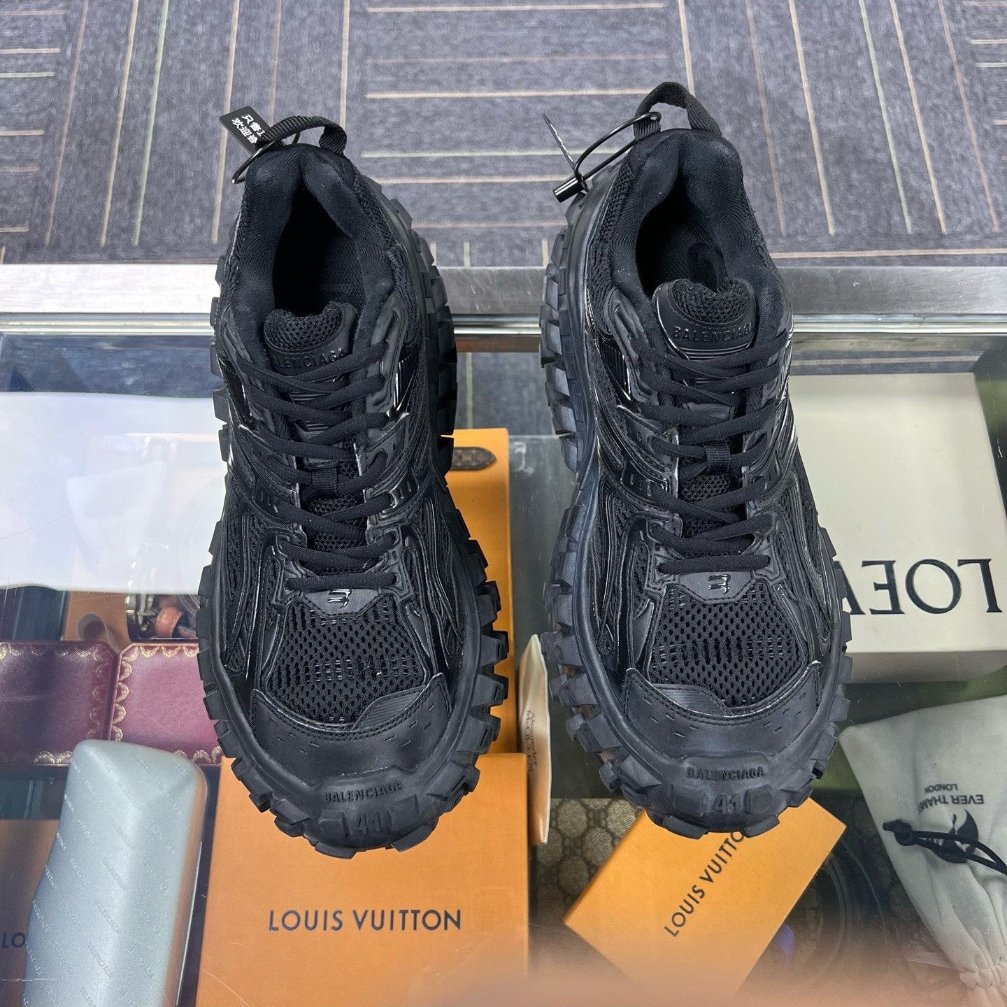 Balenciaga Balenciaga Distressed Black Lowtop Sneakers 8 Men Size US 8 / EU 41 - 1 Thumbnail