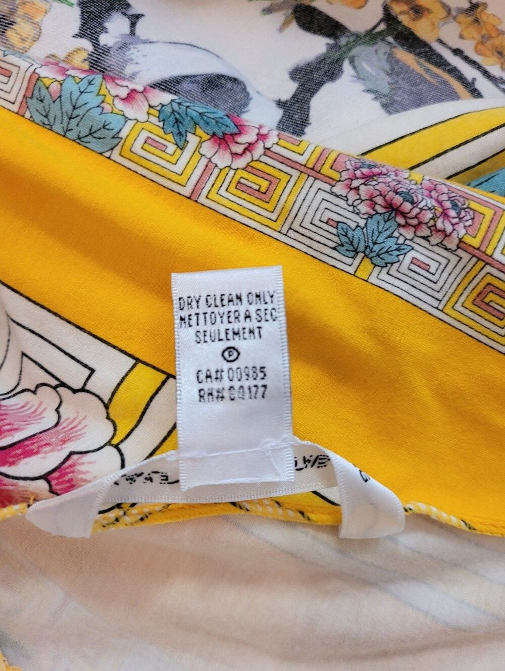 Diane von Furstenberg Diane Von Furstenberg Willow Yellow Floral Wrap Dress - 2 Size XS / US 0-2 / IT 36-38 - 5 Thumbnail