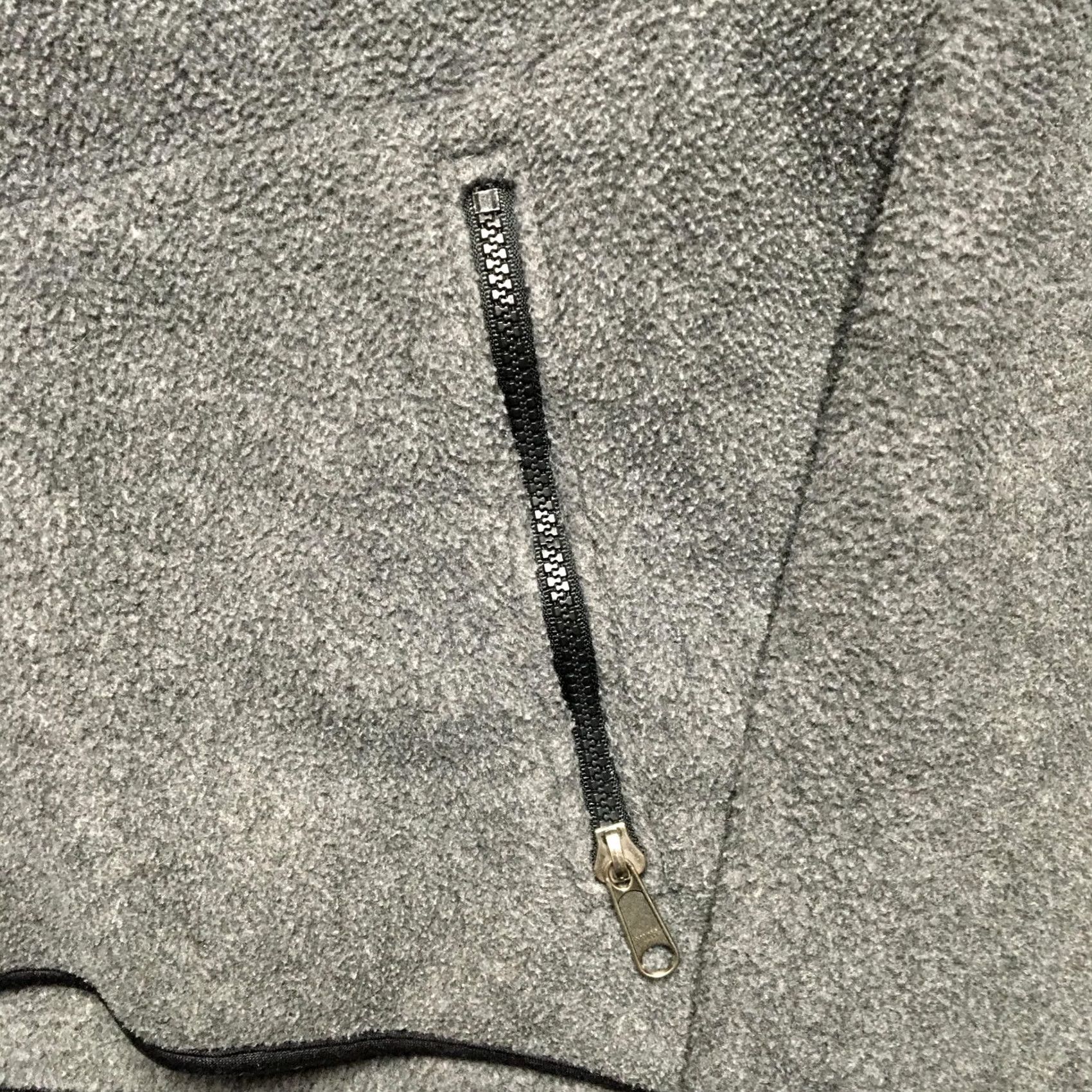 The North Face VINTAGE The North Face Jacket Mens L Gray Fleece Full Zip Made in USA 90s Size US L / EU 52-54 / 3 - 3 Thumbnail