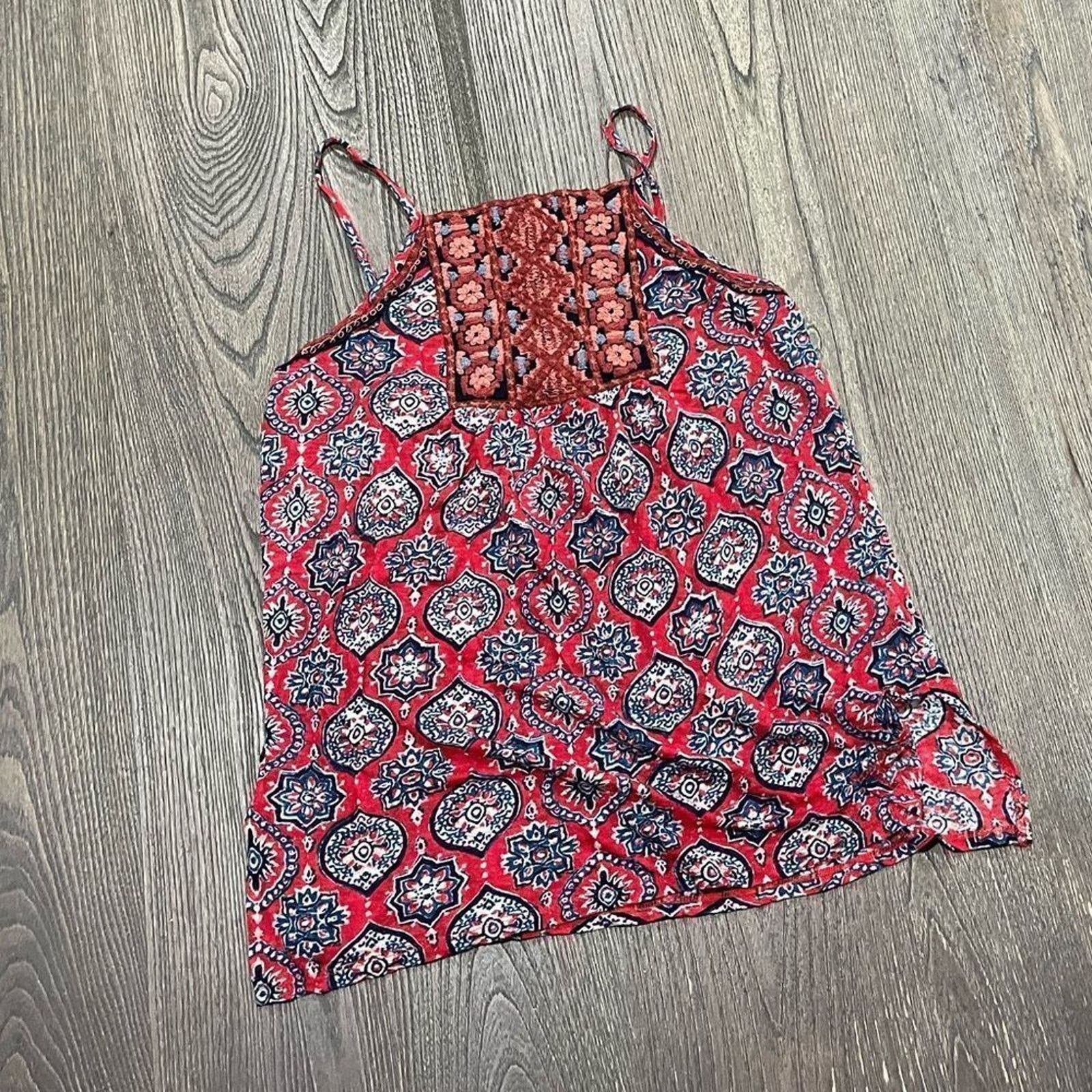 Lucky Brand Lucky Brand Tank Top Bohemian Floral Lightweight Small Size S / US 4 / IT 40 - 1 Thumbnail