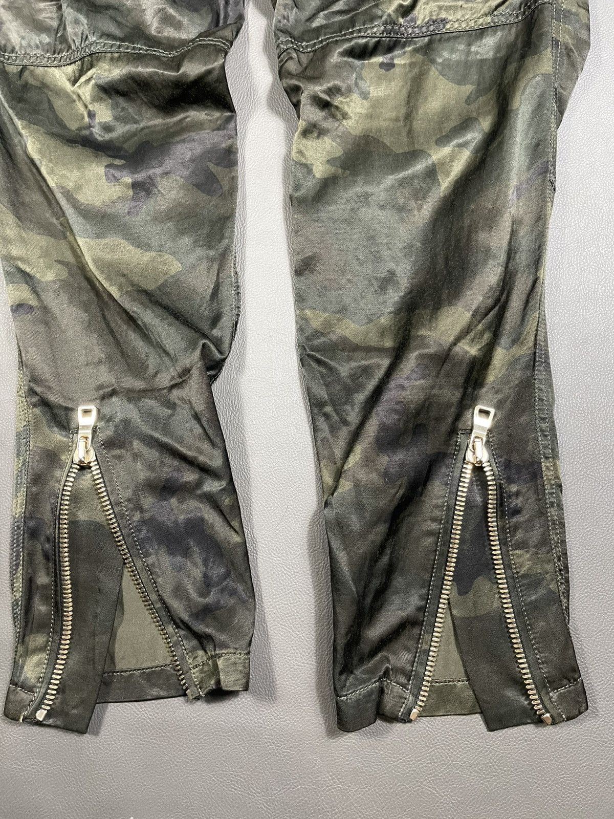 Balmain Balmain FW17 camouflage cargo pants Size US 30 / EU 46 - 6 Thumbnail