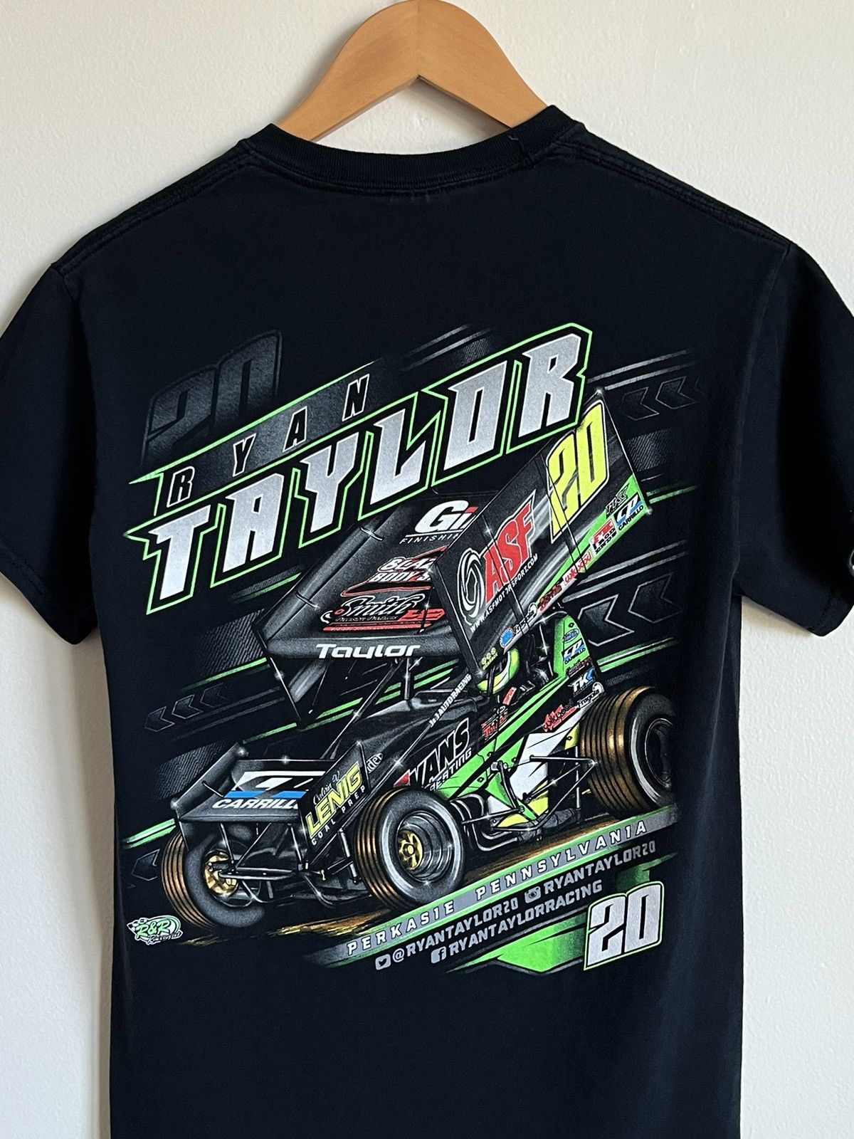 Vintage Vintage Y2K Ryan Taylor #20 Graphic T-Shirt Size US S / EU 44-46 / 1 - 2 Thumbnail