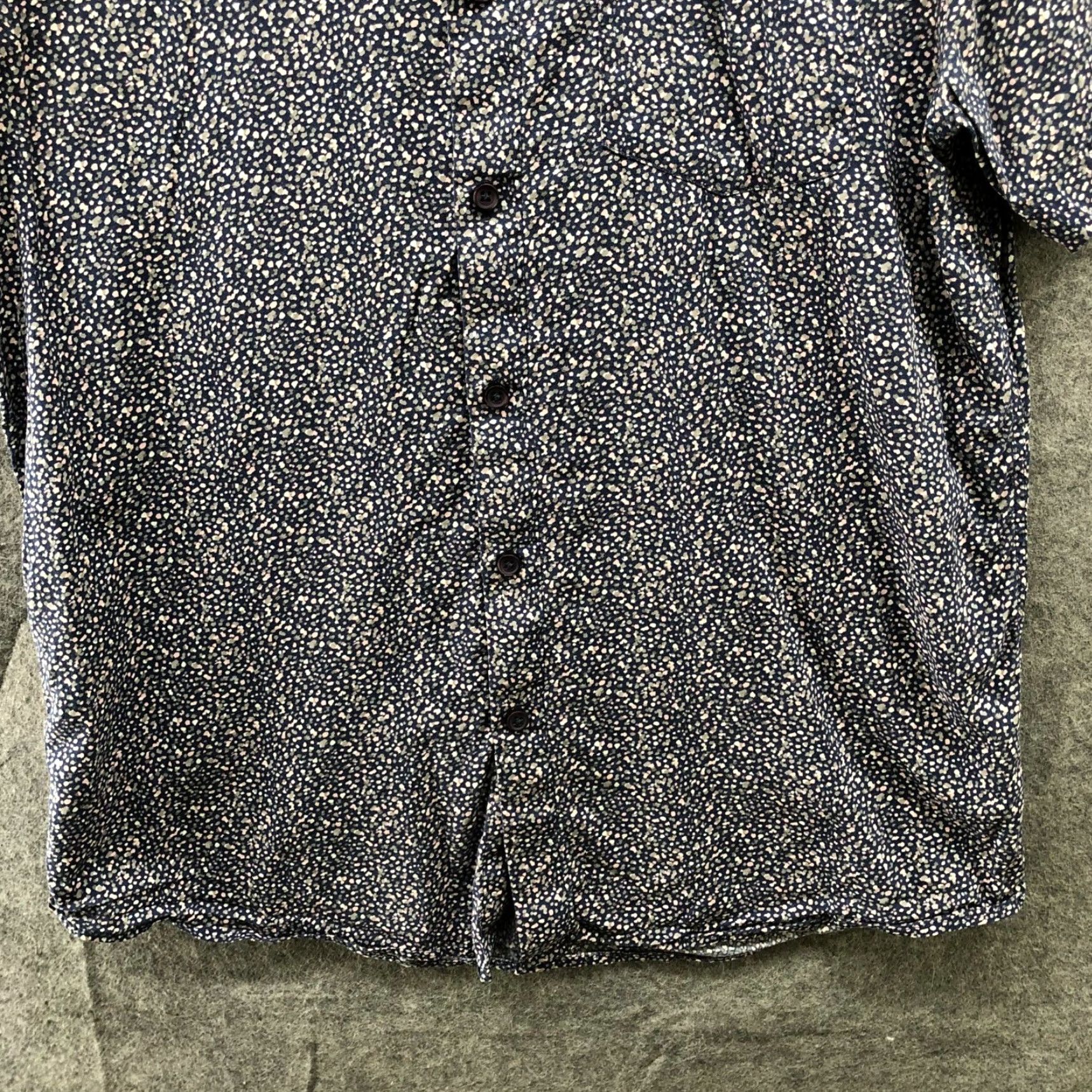 Topman Topman Short Sleeve Shirt Mens M Blue Pink Printed Dot Button Up Resort Rayon Shirt Size US M / EU 48-50 / 2 - 4 Thumbnail