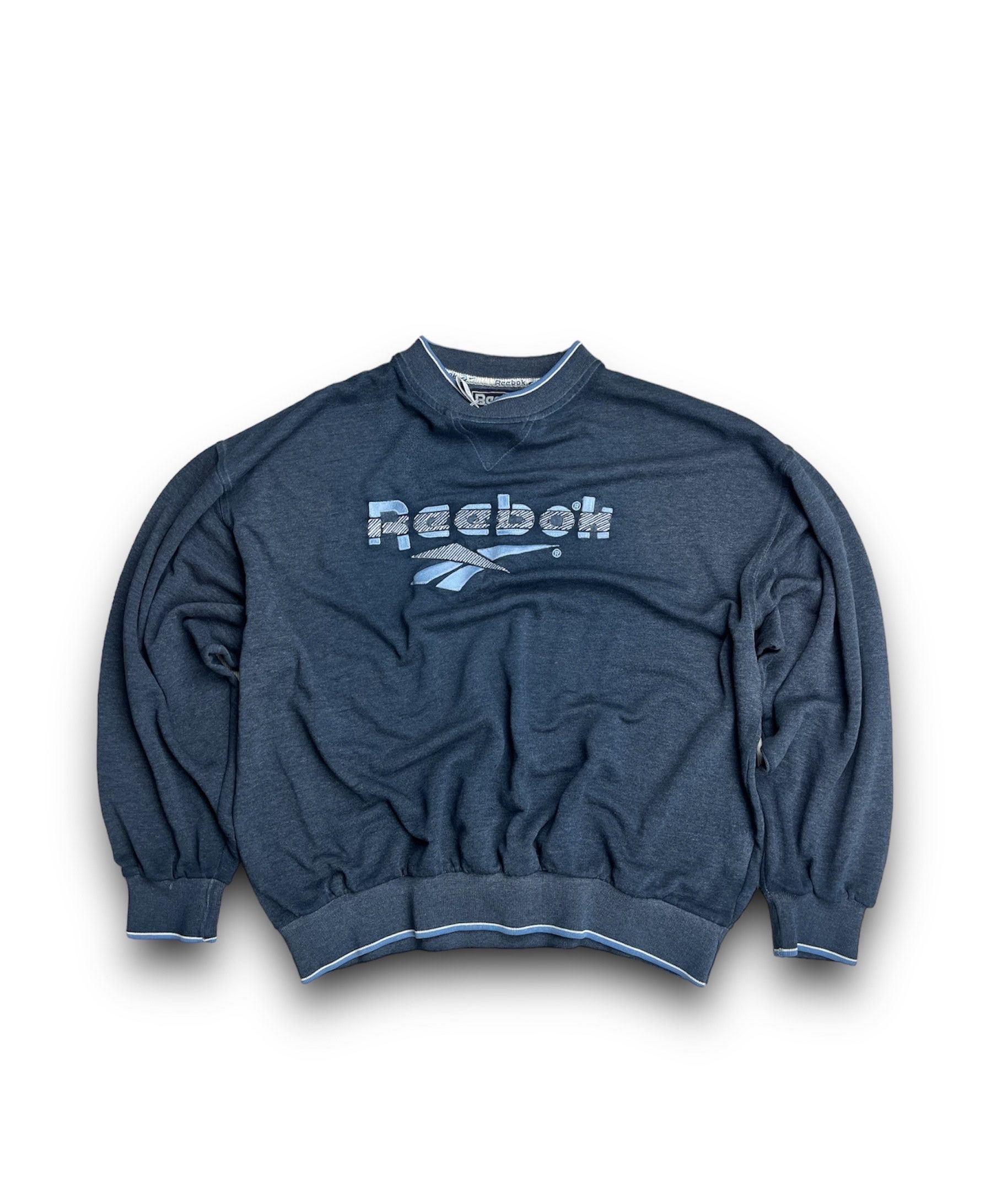 Reebok Reebok Vintage Sweatshirt Embroidered Big Logo Size US L / EU 52-54 / 3 - 1 Thumbnail