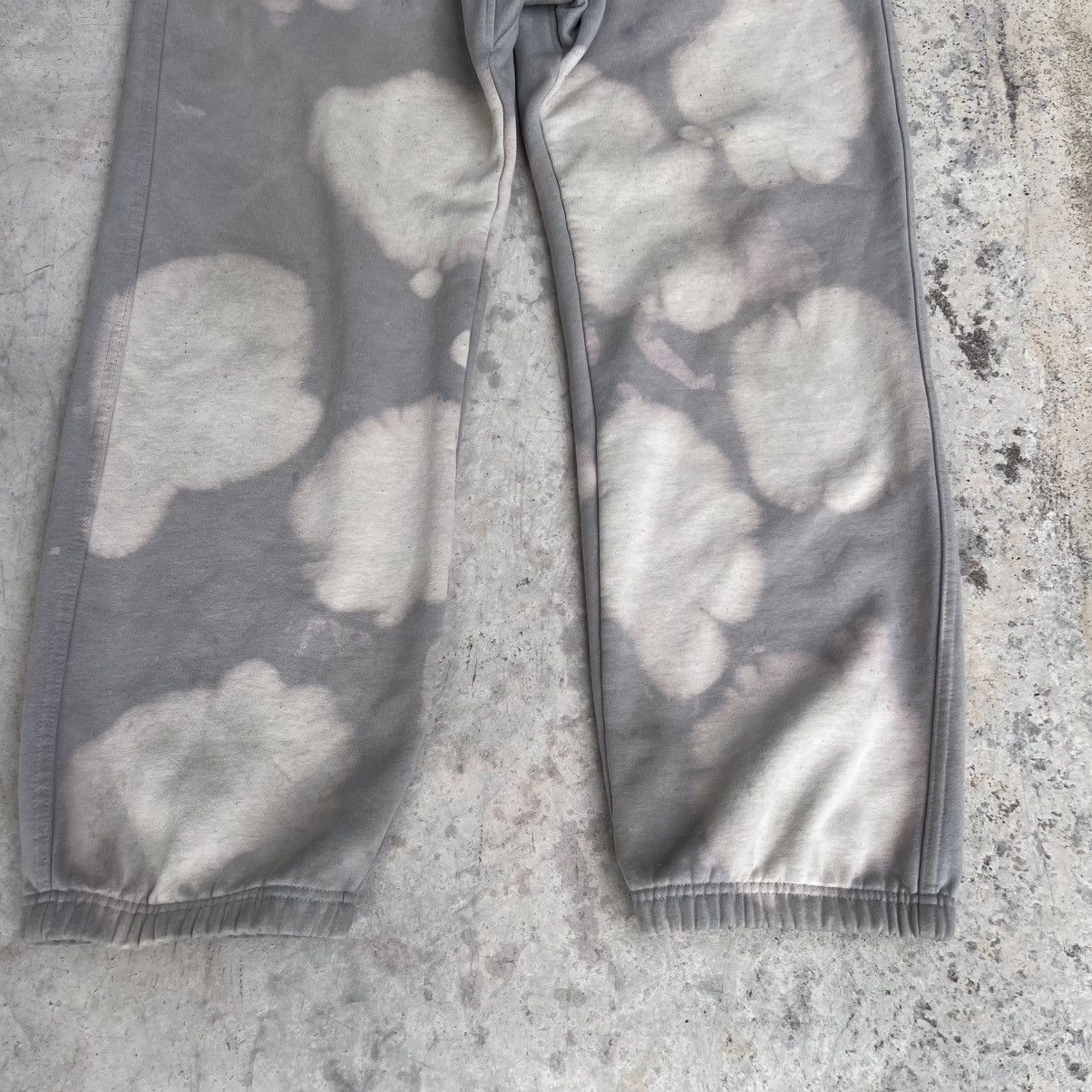 Pleasures Pleasures Decay Sweatpant Bleach Jogger Pant Size US 36 / EU 52 - 4 Thumbnail
