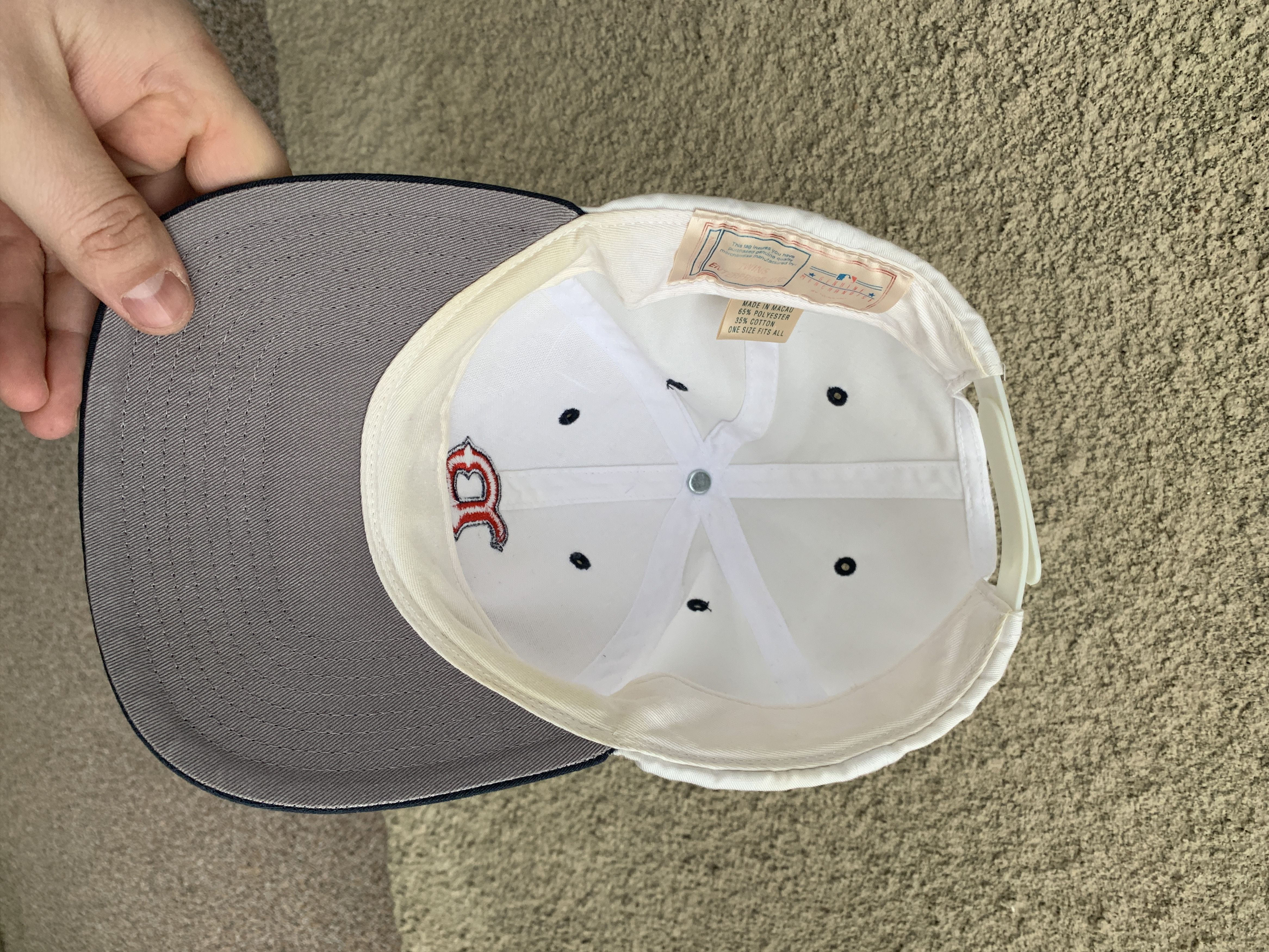 MLB Vintage Boston Red Sox Made In Macau Cap Size ONE SIZE - 6 Thumbnail
