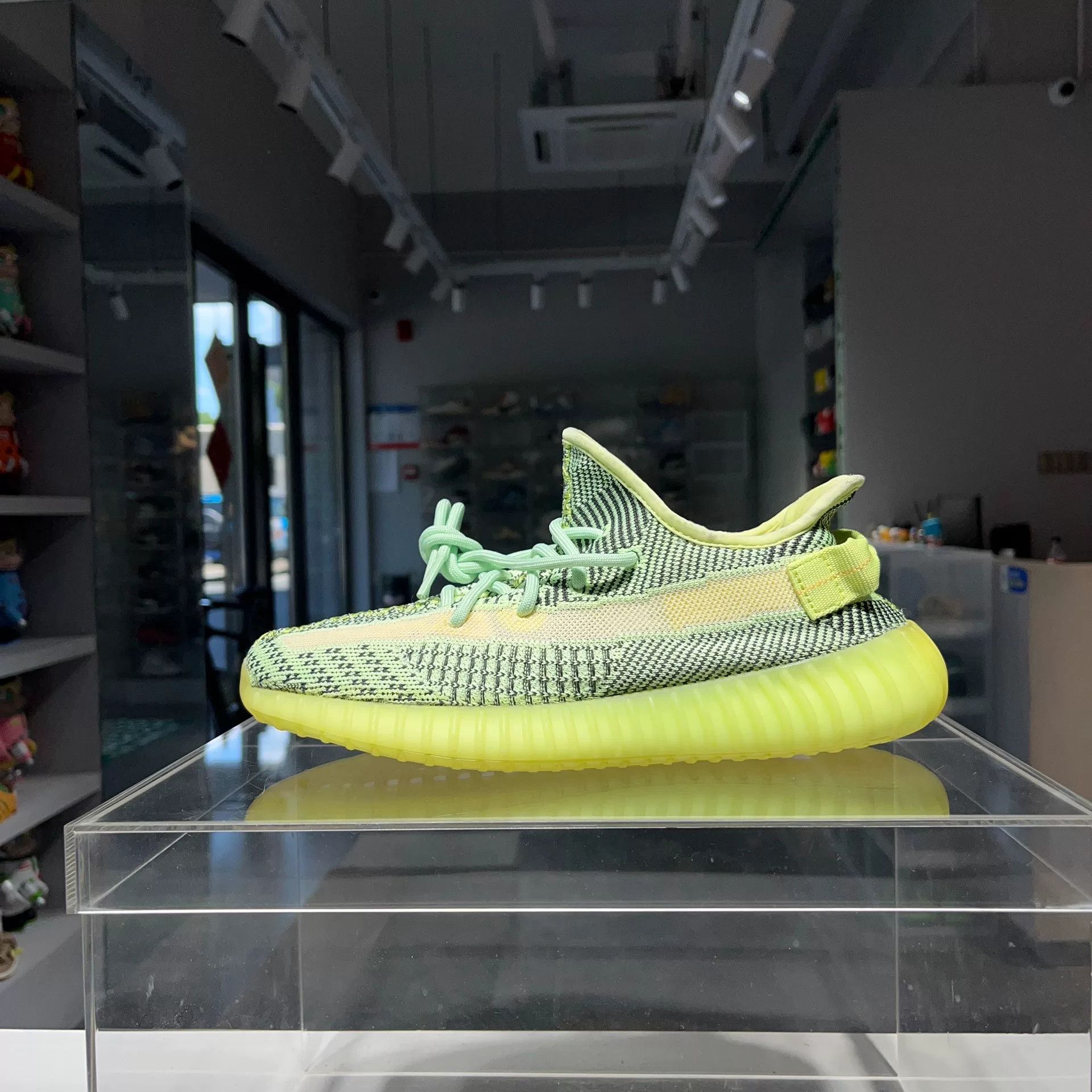 Adidas Adidas YEEZY Green Lowtop Sneakers 9 Men Size US 9 / EU 42 - 1 Thumbnail