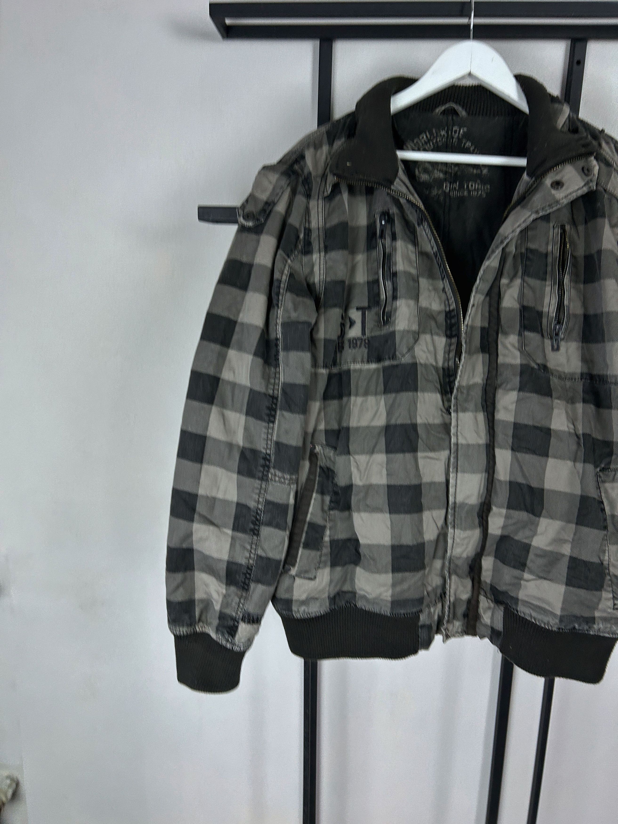 Vintage Vintage Plaid Bomber Jacket Grey Black Check Y2K Streetwear Size US L / EU 52-54 / 3 - 2 Thumbnail
