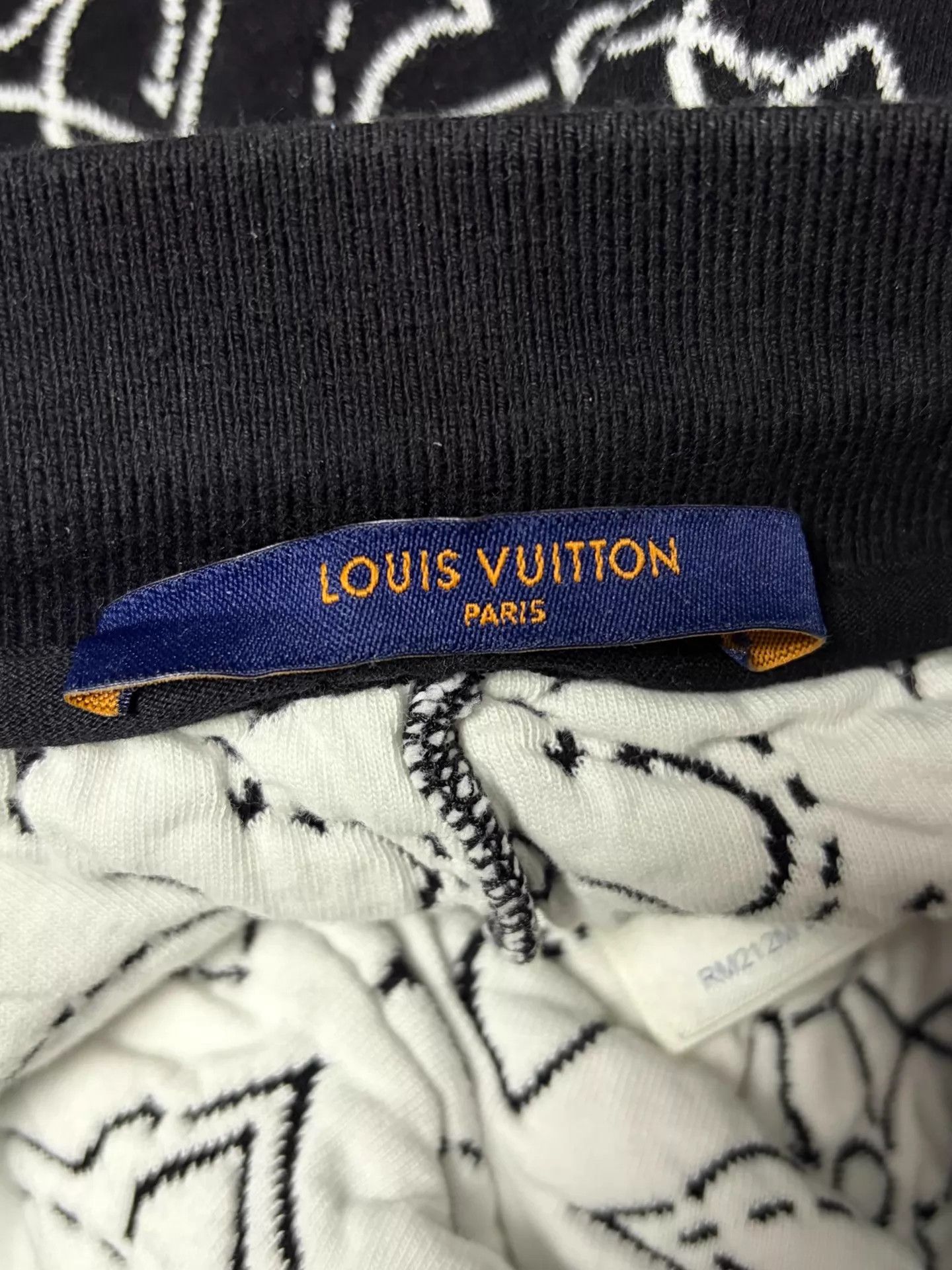 Louis Vuitton LV Black White Shorts S Like New Size US 29 - 3 Thumbnail