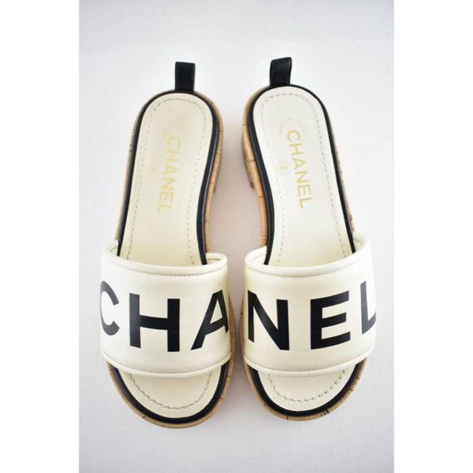 Chanel Chanel 19S Ivory Black Letter CC Logo Cork Mules Slide Size US 5 / IT 35 - 7 Thumbnail