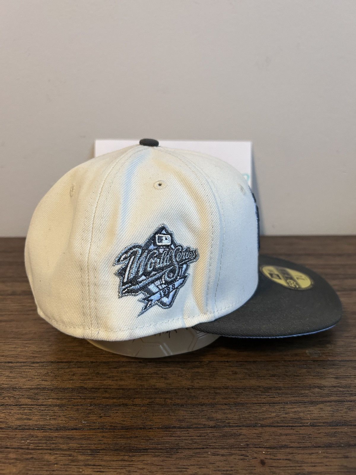 Hat Club Hat Club x New Era 59Fifty Yankees 1998 WS Black Ice Hat Size ONE SIZE - 3 Thumbnail