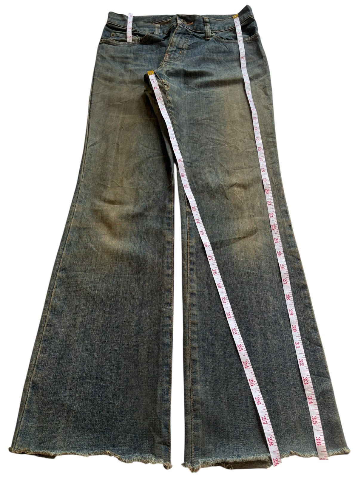 Uniqlo Vintage Uniqlo Rusty Mud Wash Distressed Flare Jeans Size US 28 / EU 44 - 13 Thumbnail