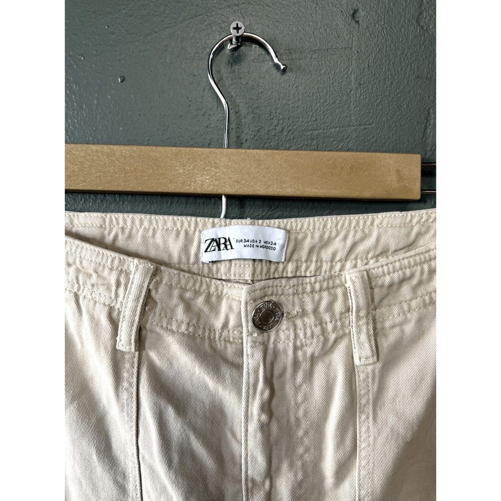Zara Zara Pants Womens 2 Beige Khaki Cargo High Rise Straight Leg Casual Neutral Size 26" / US 2 / IT 38 - 2 Thumbnail