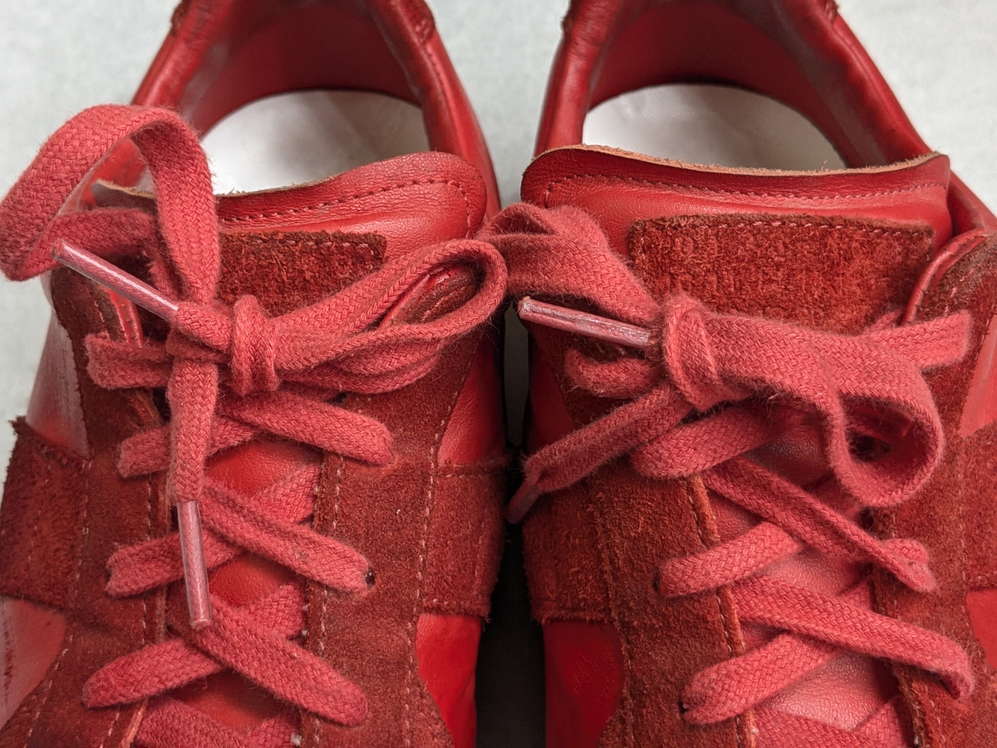 Maison Margiela Maison Margiela Replica GAT Red 10.5 43.5 Low Tops Size US 10.5 / EU 43-44 - 5 Thumbnail