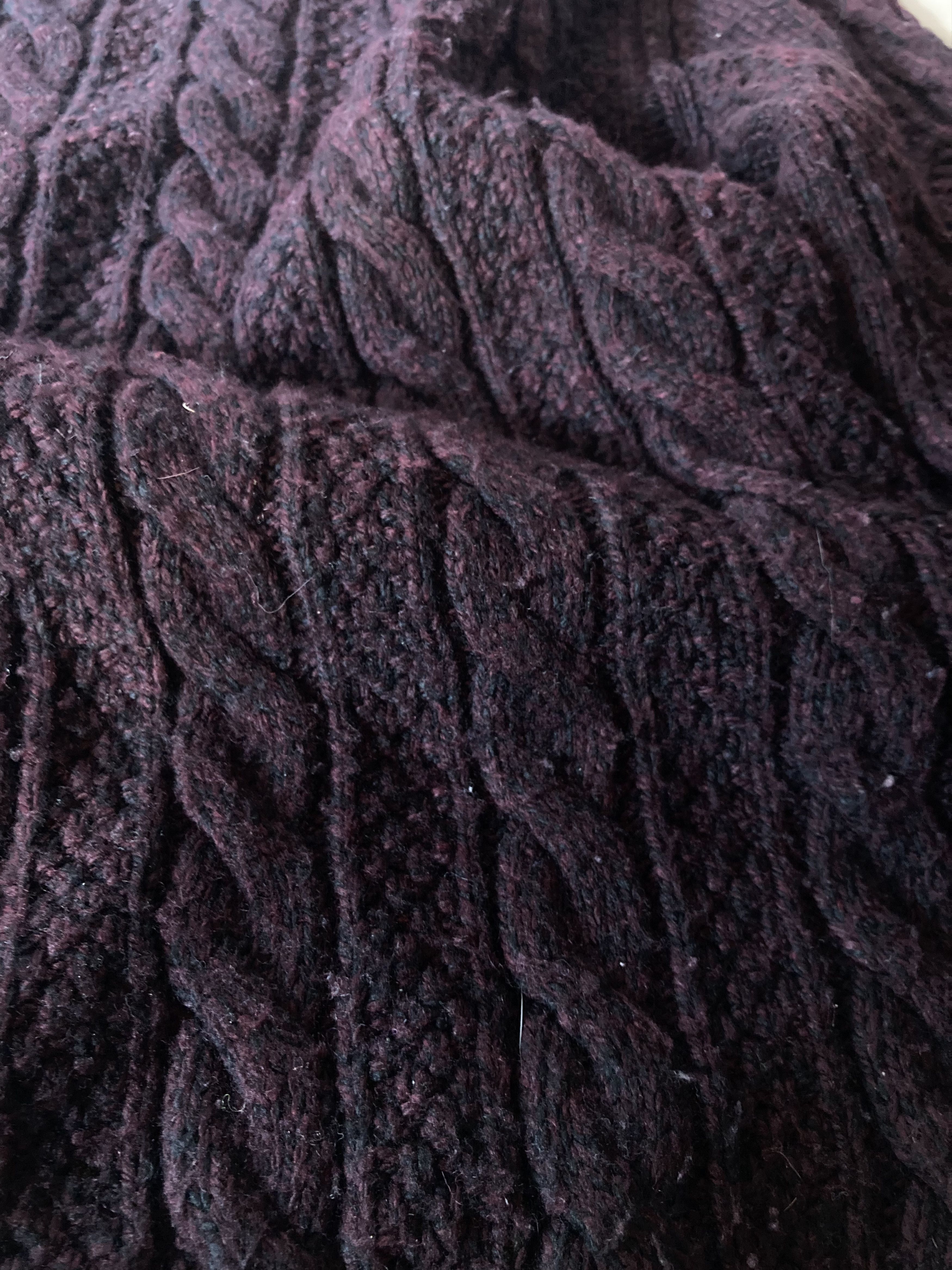 Superdry SUPERDRY knit in dark red burgundy size M Size US M / EU 48-50 / 2 - 7 Thumbnail