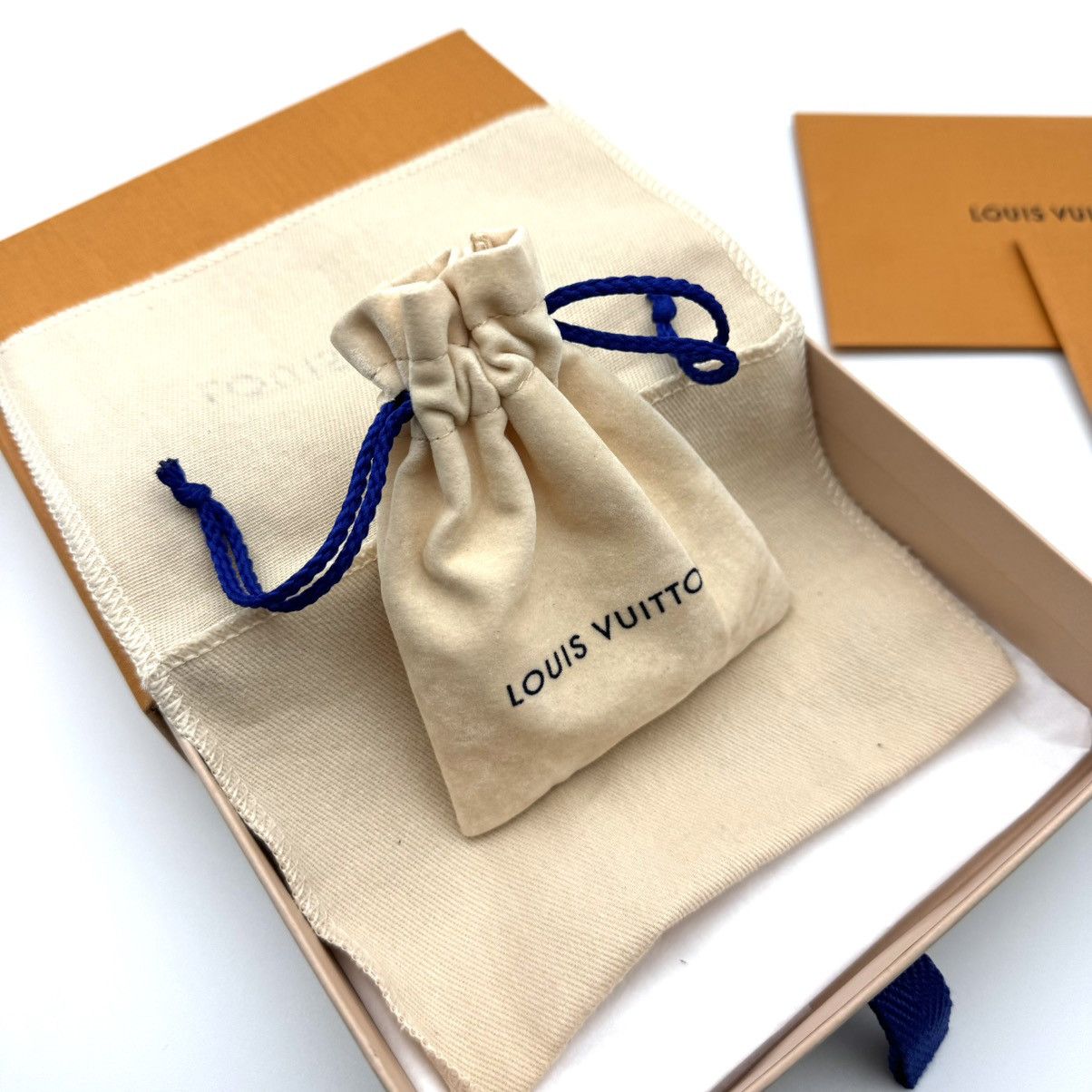 Louis Vuitton × Virgil Abloh Virgil Abloh “Heaven On Earth” F/W 2020 Ceramic Bracelet Size ONE SIZE - 12 Thumbnail