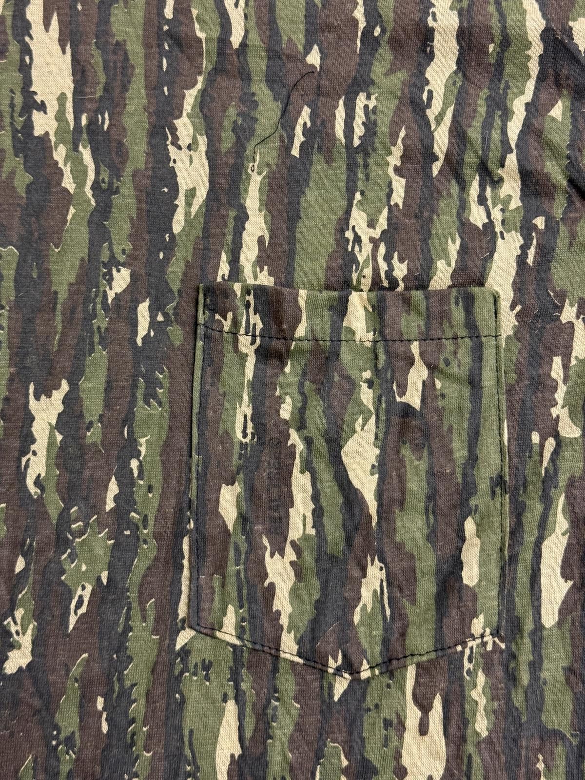 Signal Sport Vintage 80s Real Tree T-shirt Vertical Camo Pocket Tee XL Size US XL / EU 56 / 4 - 4 Thumbnail