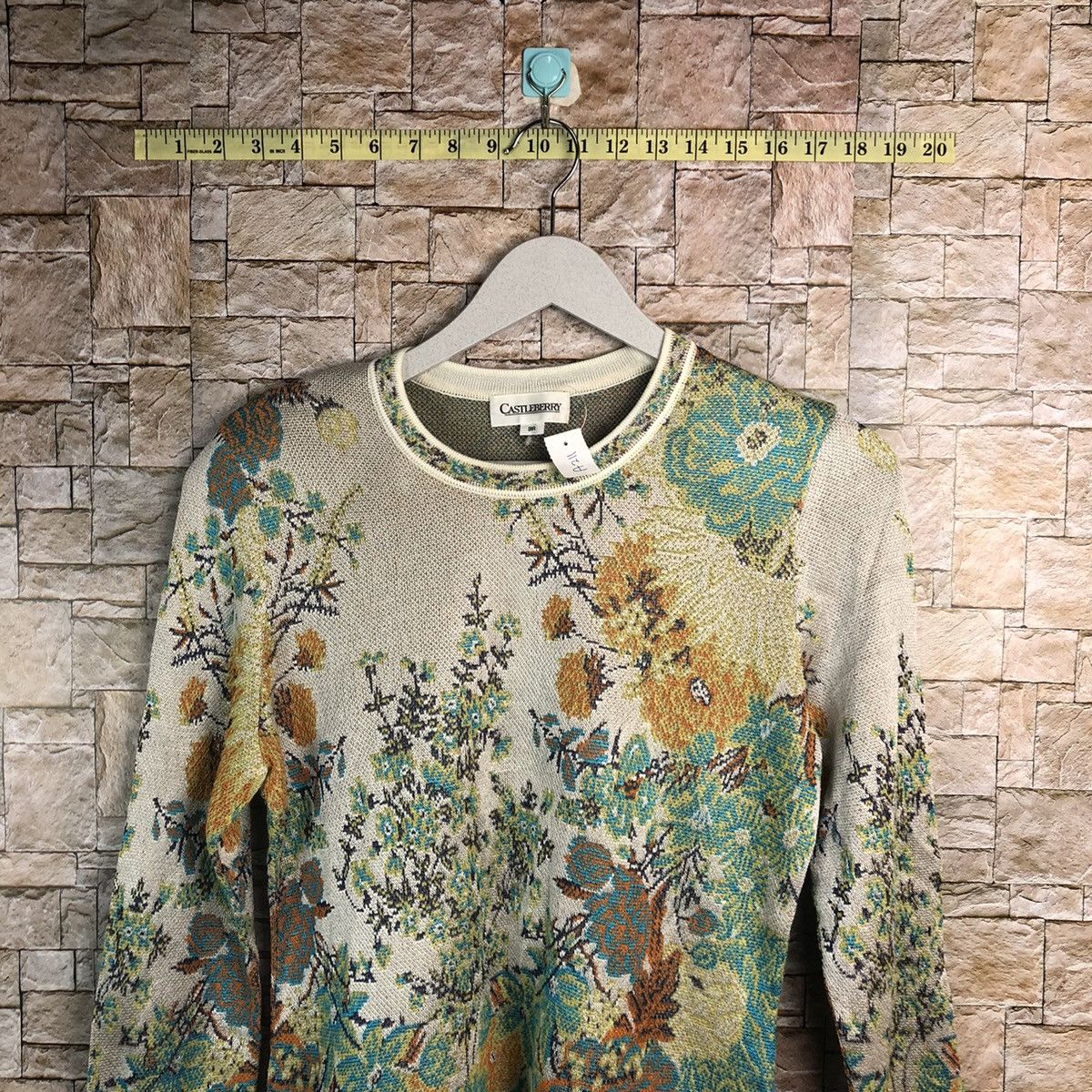 Japanese Brand × Vintage Castle Berry Orange art vintage Knitwear #A211 Size S / US 4 / IT 40 - 2 Thumbnail