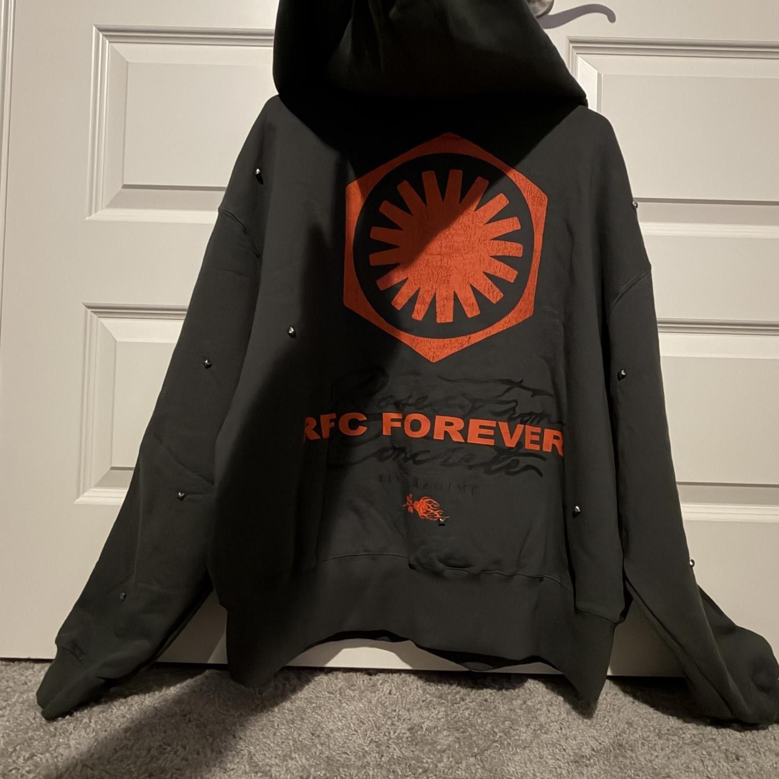 Civil Regime CIVIL REGIME Star Wars Kylo Ren Snow Shadows Hoodie XL RARE Size US XL / EU 56 / 4 - 2 Thumbnail