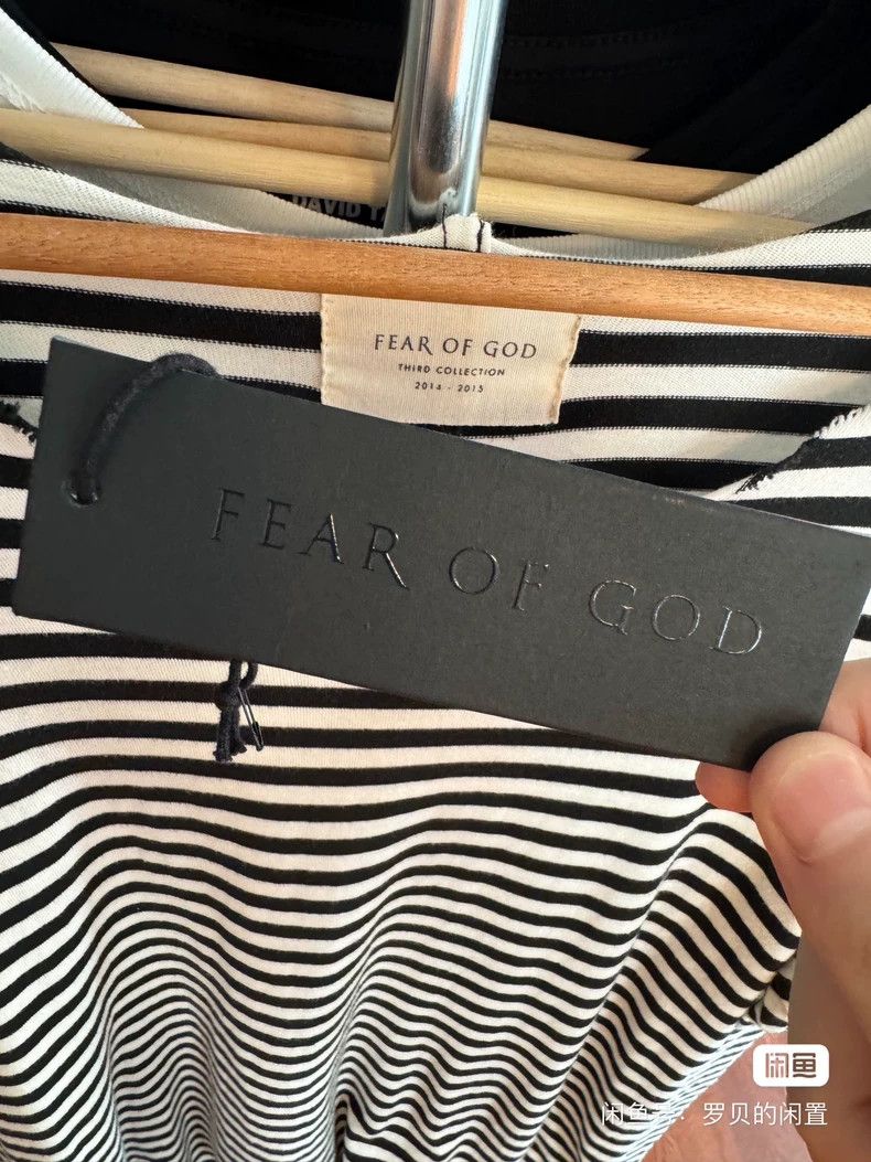 Fear of God Fear of God The third season is a black and white striped Size US XL / EU 56 / 4 - 4 Thumbnail