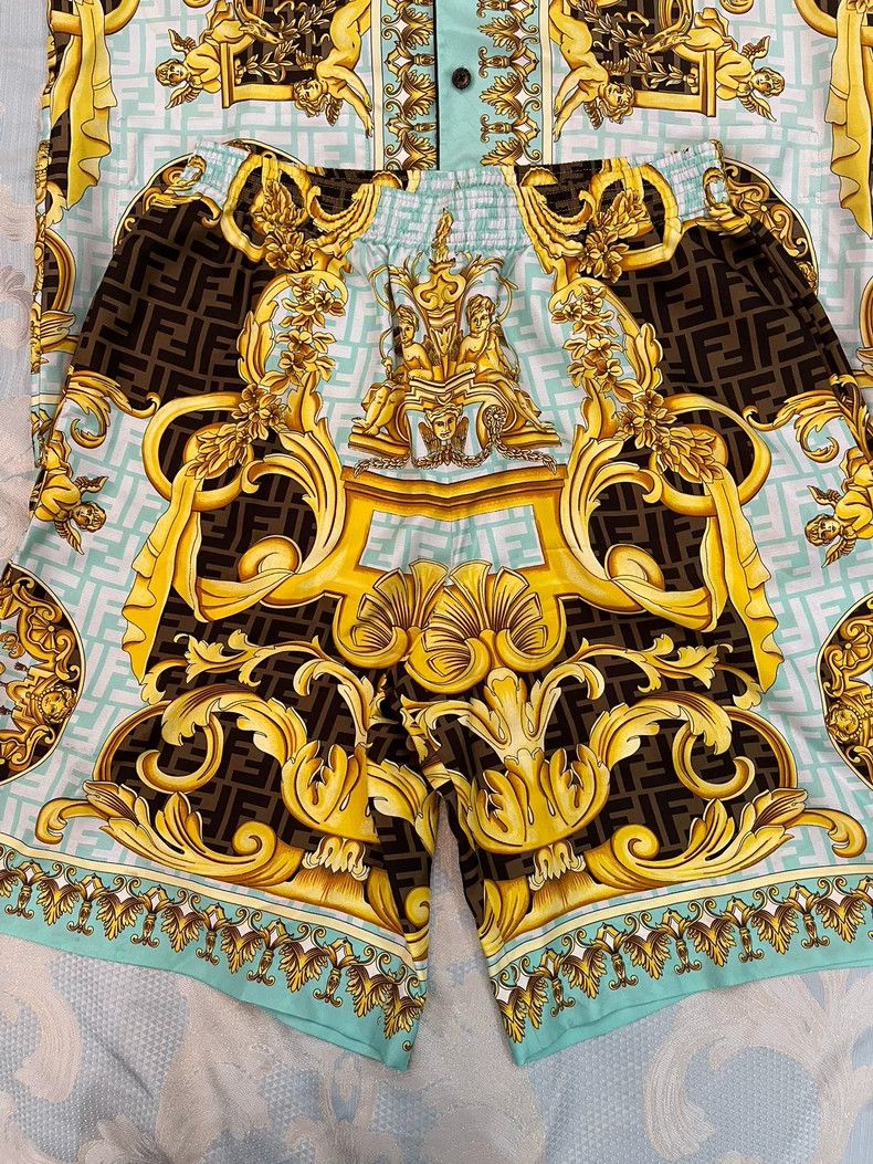 Versace Versace Mulberry silk shirt Size US XL / EU 56 / 4 - 5 Thumbnail