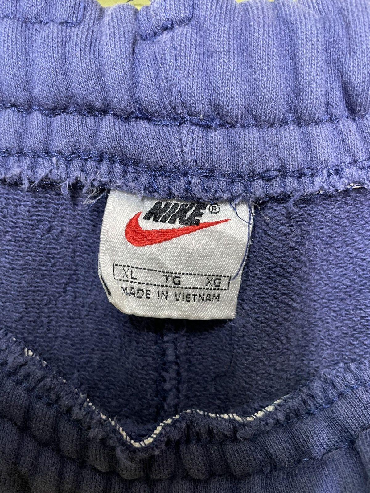Vintage 🔥vintage 90s🔥 nike joggers pants Size US 40 / EU 56 - 8 Thumbnail