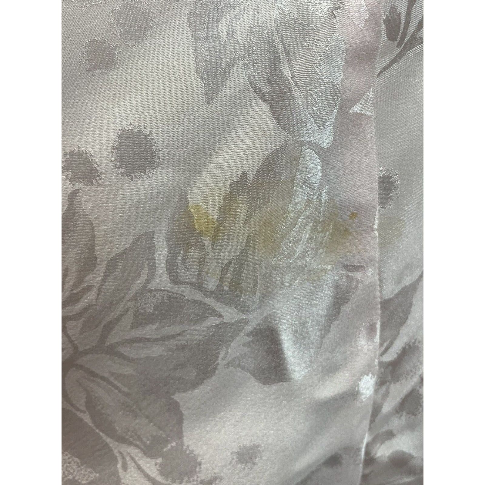 Victoria's Secret Vintage Victoria’s Secret Satin Embossed Robe Sz S Open Front Lace Trim Gold Label Size ONE SIZE - 8 Thumbnail