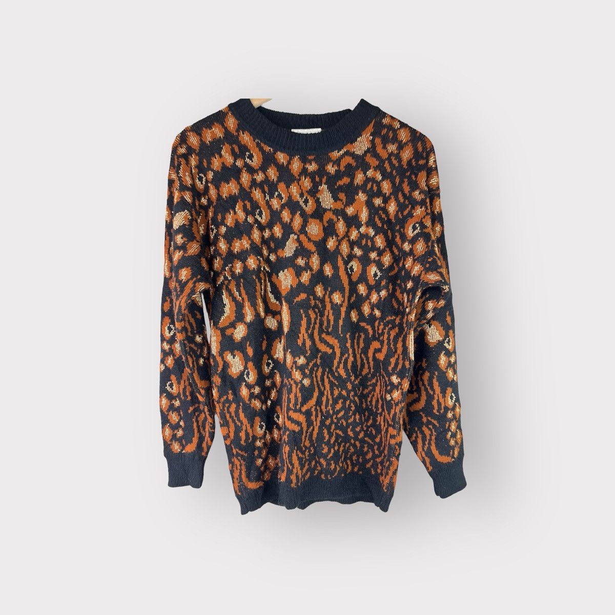 Vintage Vintage 1980's Carriage Court Women's Animal Print Sweater Size M / US 6-8 / IT 42-44 - 1 Thumbnail