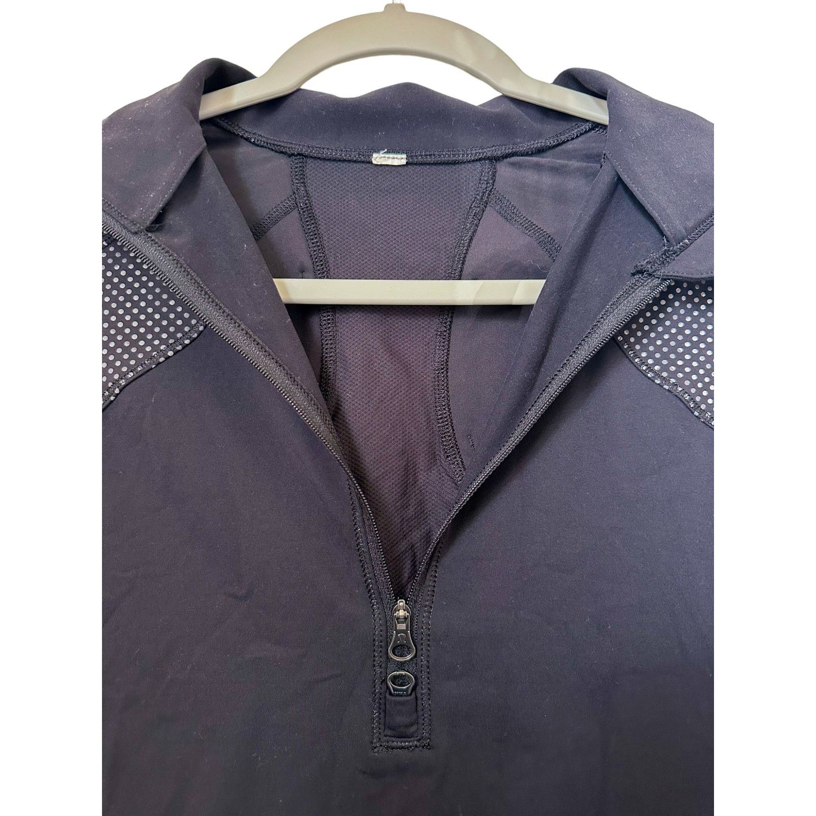 Lululemon Lululemon Race With Grace 1/2 Zip Jacket , Size 6 Size M / US 6-8 / IT 42-44 - 4 Thumbnail