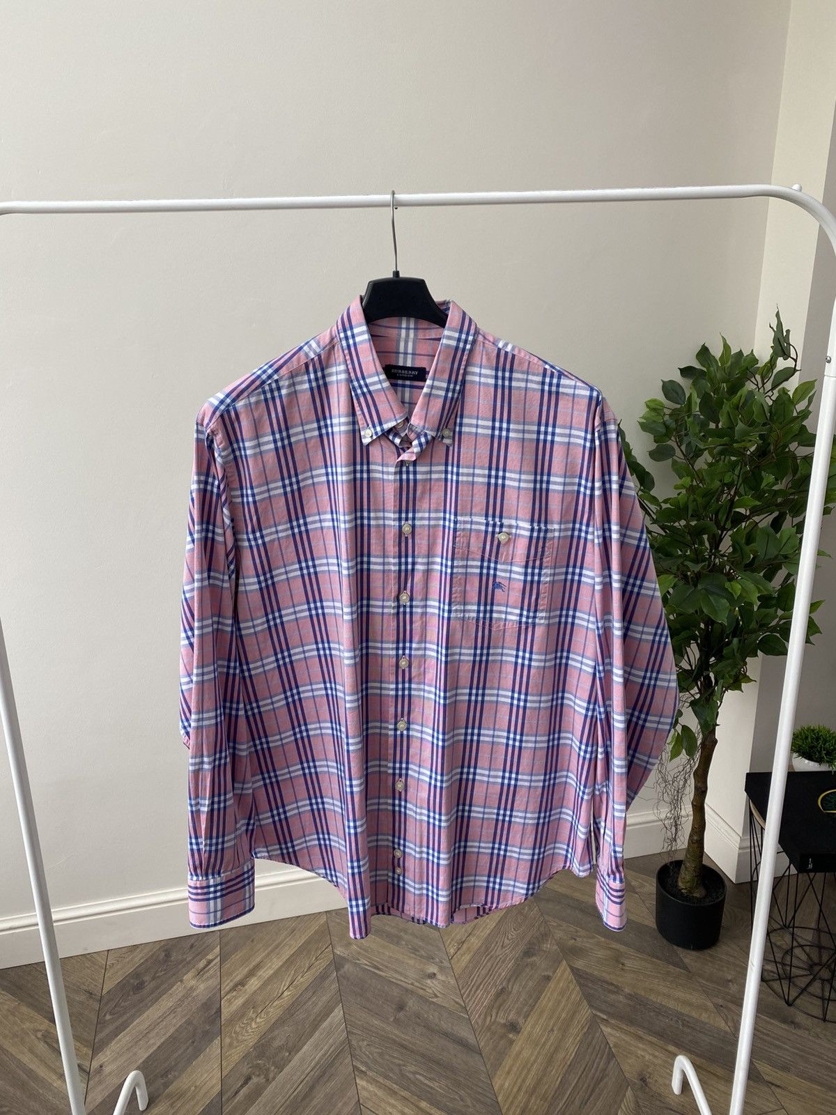 Burberry × Vintage Vintage Burberry Nova Check Pink Button Up Shirt Size US L / EU 52-54 / 3 - 1 Thumbnail