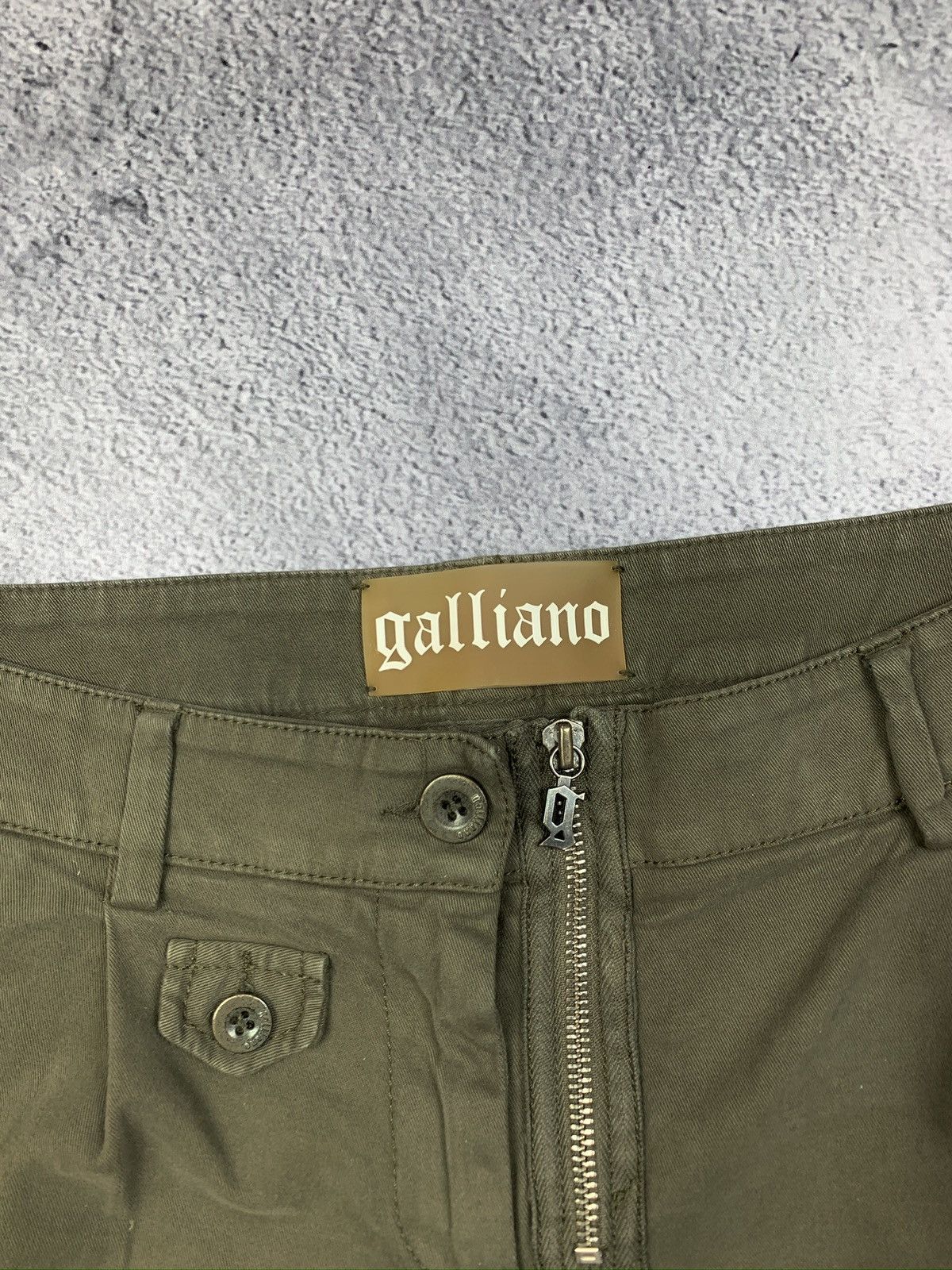 John Galliano John Galliano Olive Cargo Pants Size 30 Military Zip Size US 30 / EU 46 - 5 Thumbnail