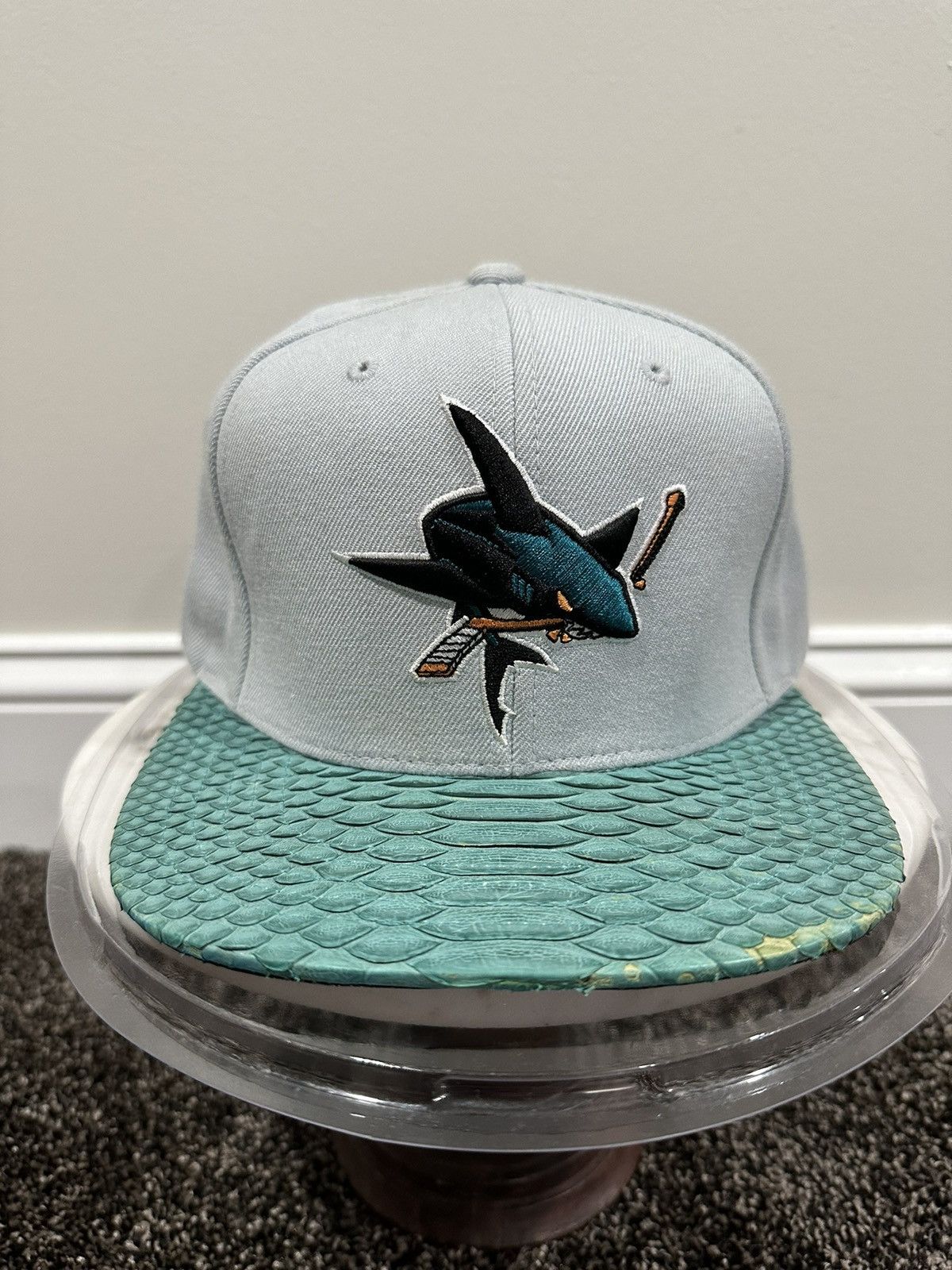 Just Don Just Don x Mitchell & Ness NHL San Hose Sharks Grey Hat Size ONE SIZE - 1 Thumbnail