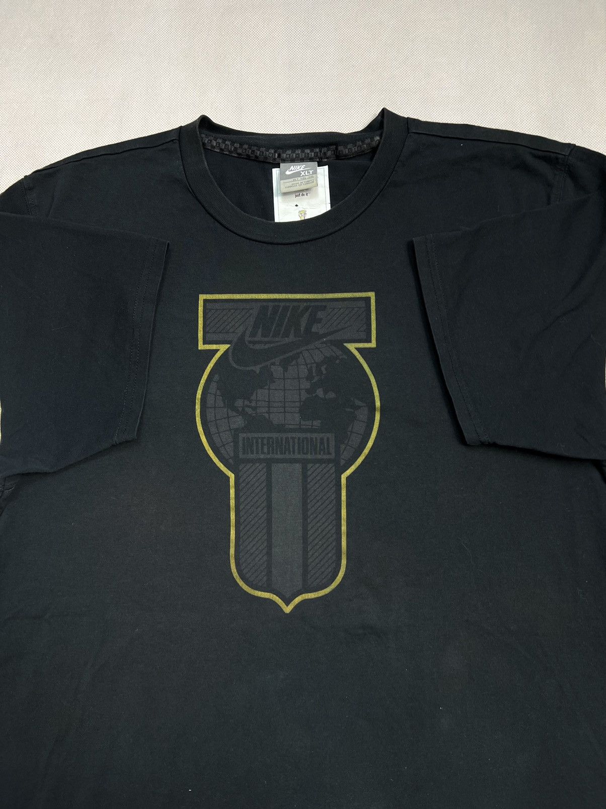 Nike × Vintage Tshirt Nike International Vintage 00’s Black Size US XL / EU 56 / 4 - 1 Thumbnail