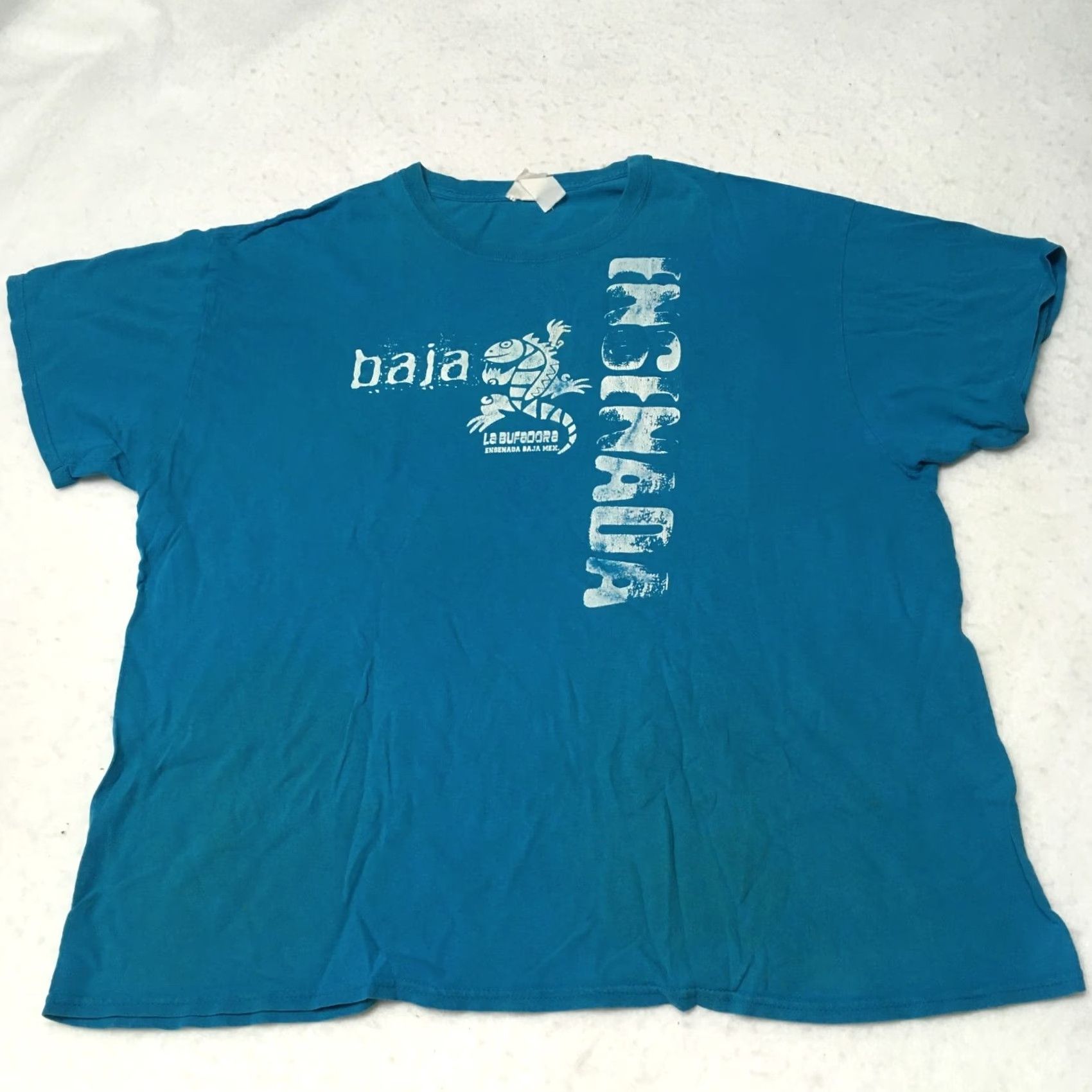 Vintage VINTAGE Nike Shirt Mens L Blue 90s Beer Animals Water Hole Ensenada Mexico Baja Graphic T Shirt Size US L / EU 52-54 / 3 - 2 Thumbnail