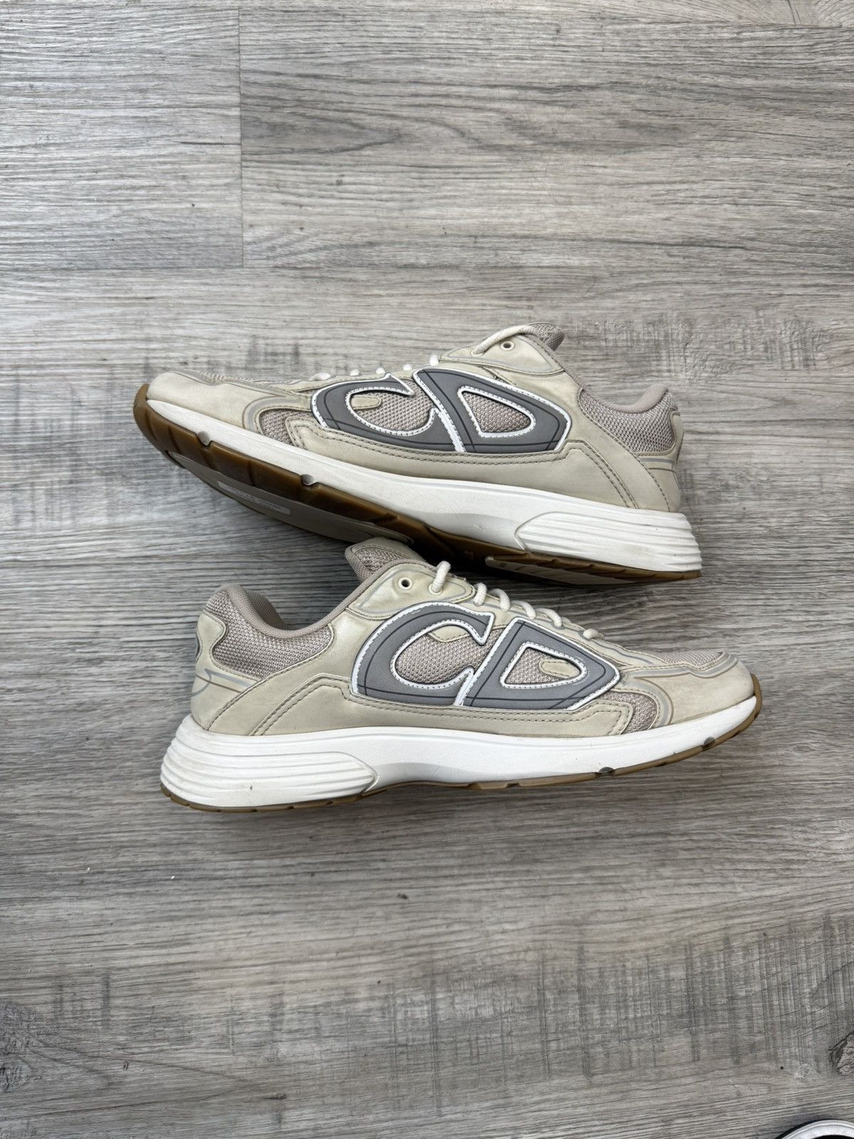 Dior Dior B30 Reflective Cream/Beige Size US 13 / EU 46 - 3 Thumbnail