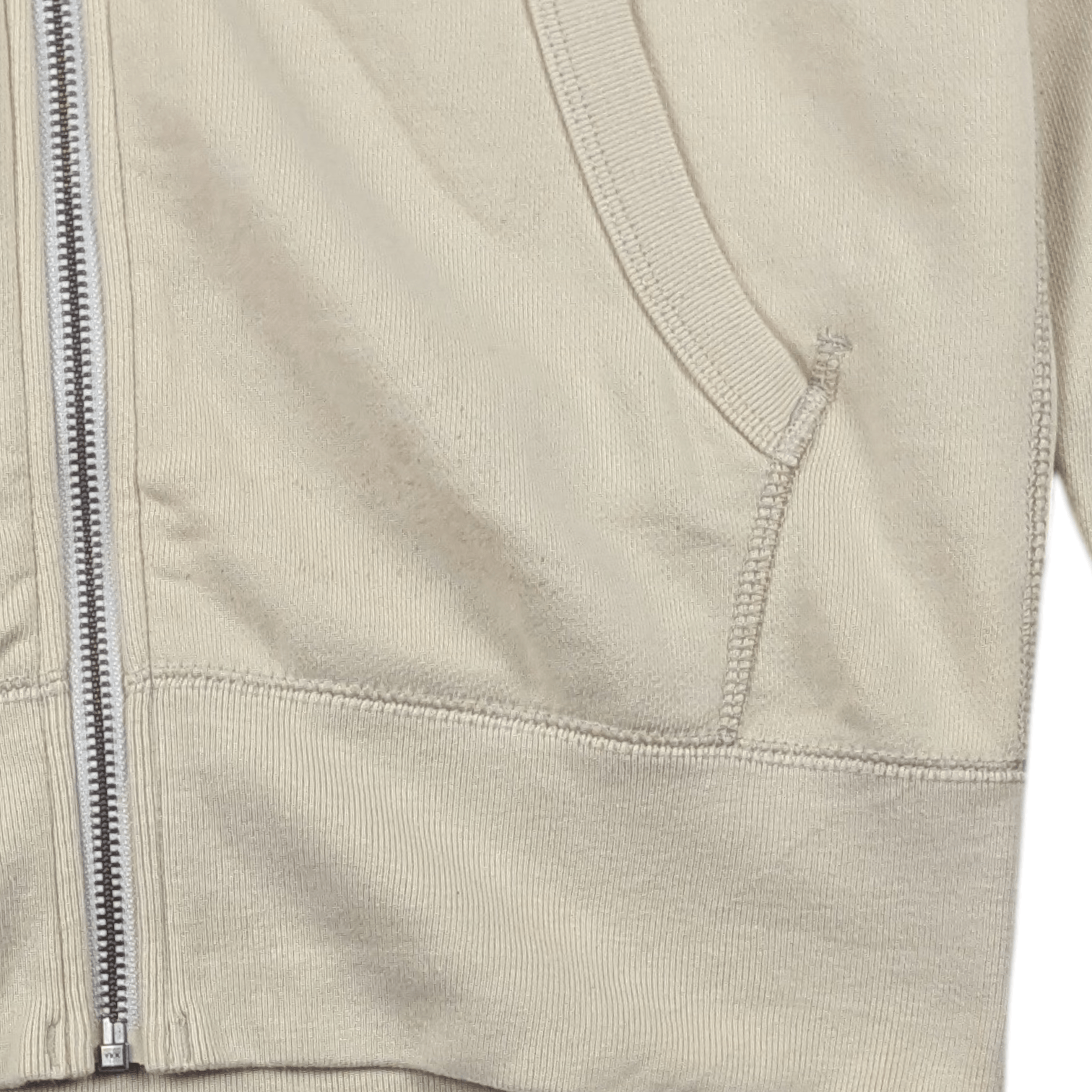 Uniqlo UNIQLO Zipper Hoodie Sweatshirts Jumper Pullover Sweater Size US XS / EU 42 / 0 - 9 Thumbnail