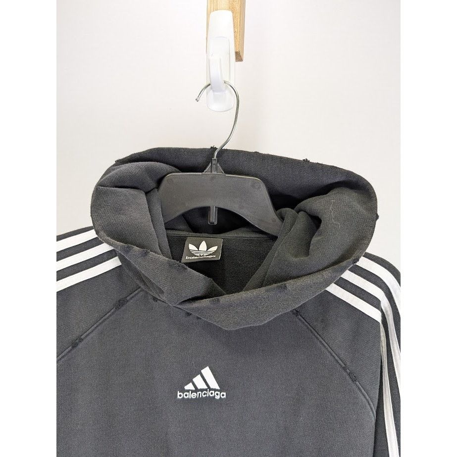 Balenciaga o1rshd1 Pullover Hoodie in Multicolor Size US M / EU 48-50 / 2 - 4 Thumbnail