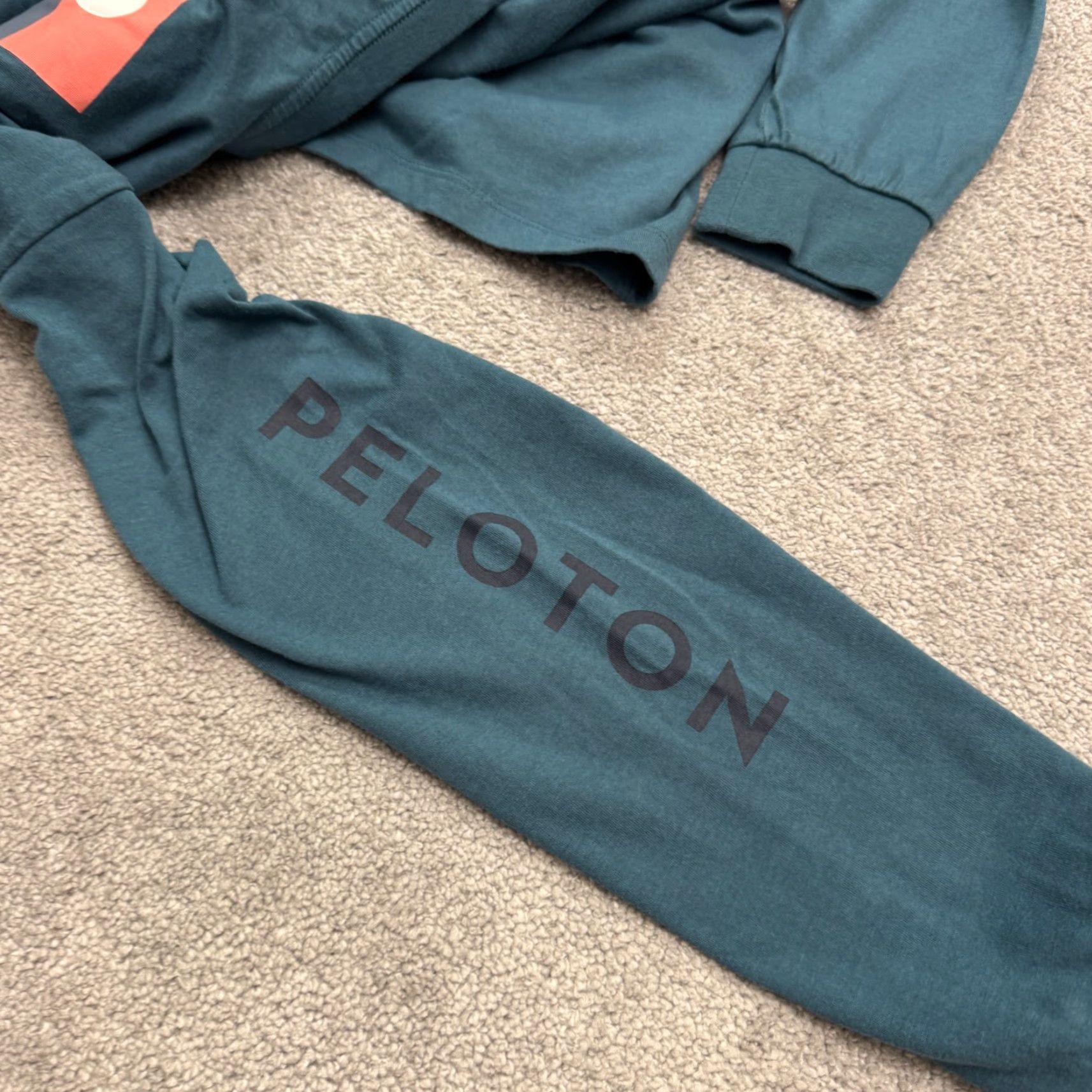Rainbow Peloton Rainbow Graphic Long Sleeve T-Shirt Mens Small Teal Green Crew Neck Tee - Green - Peloton Shirt - Mens S - Rainbow Colors - 90s Vibe Theme Size US S / EU 44-46 / 1 - 4 Thumbnail