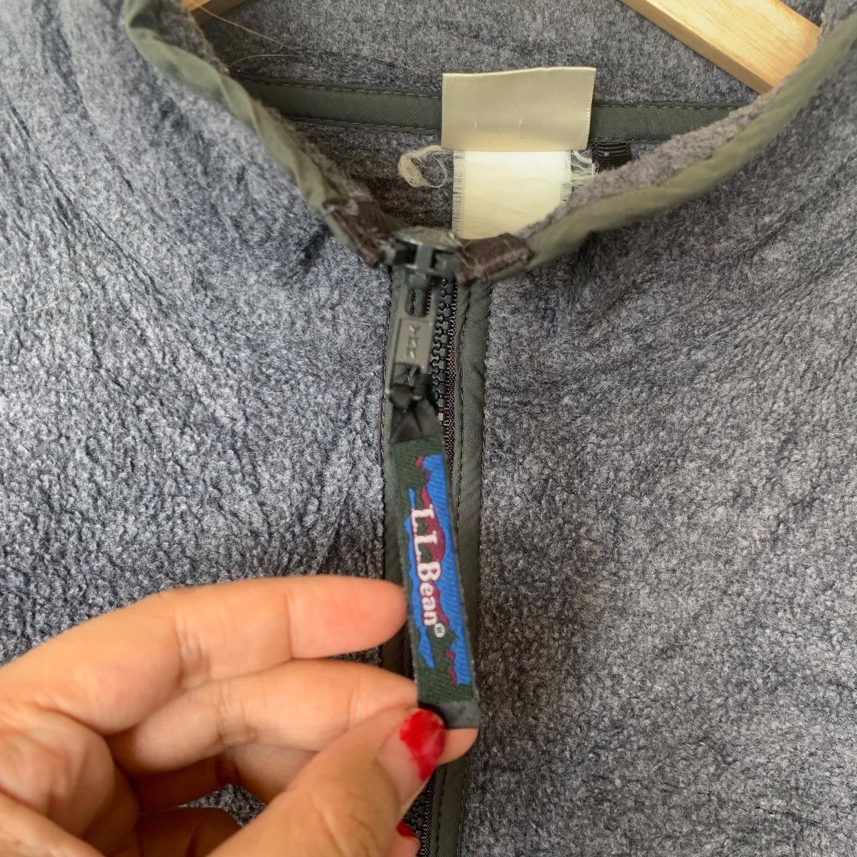 L.L. Bean Vintage L.L. BEAN Grey Zipper Pocket Fleece Sweatshirt Size US M / EU 48-50 / 2 - 7 Thumbnail