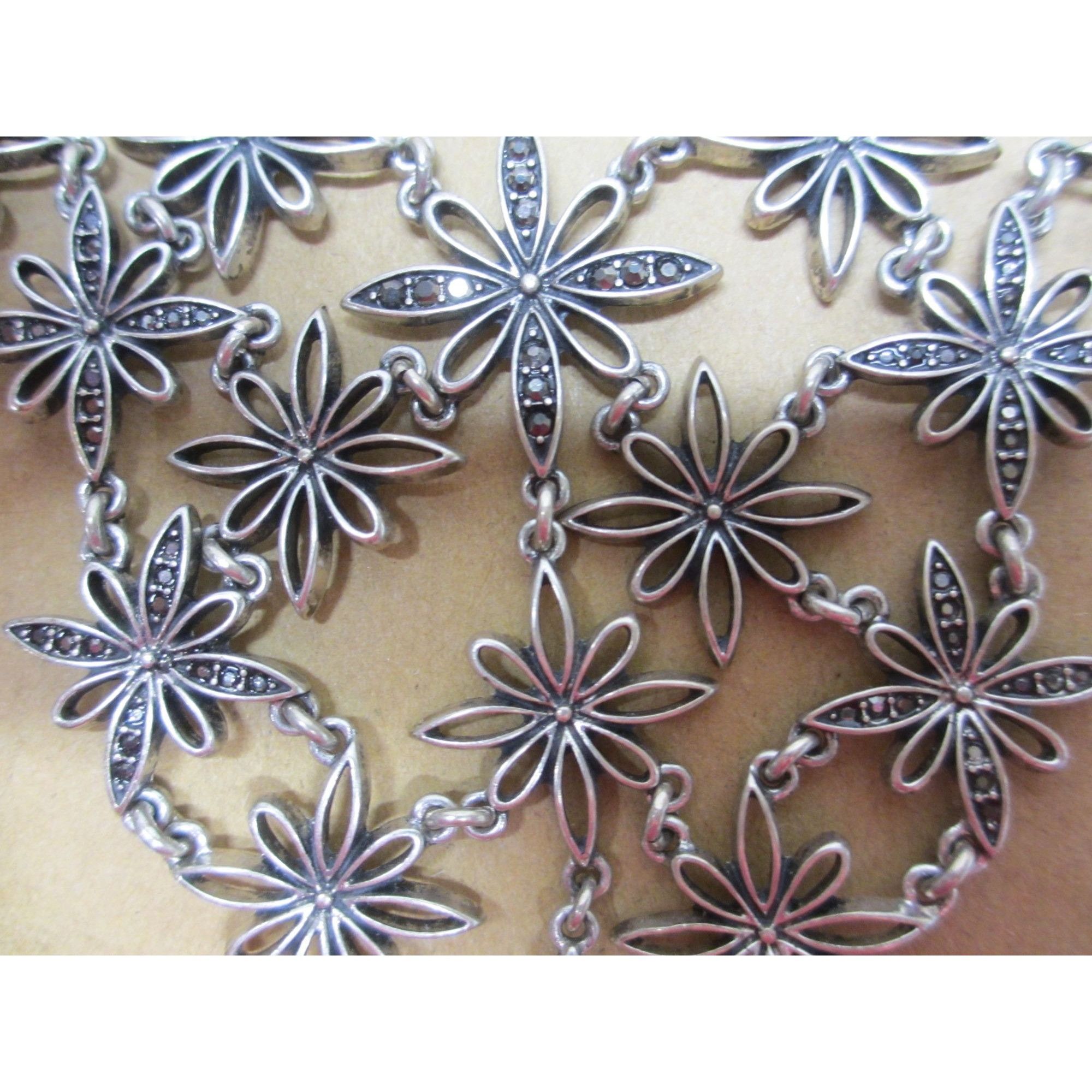 Other FLORAL VNECK STYLE NECKLACE WITH FOUR LEAF CLOVER CLOSURE AD Size ONE SIZE - 3 Thumbnail