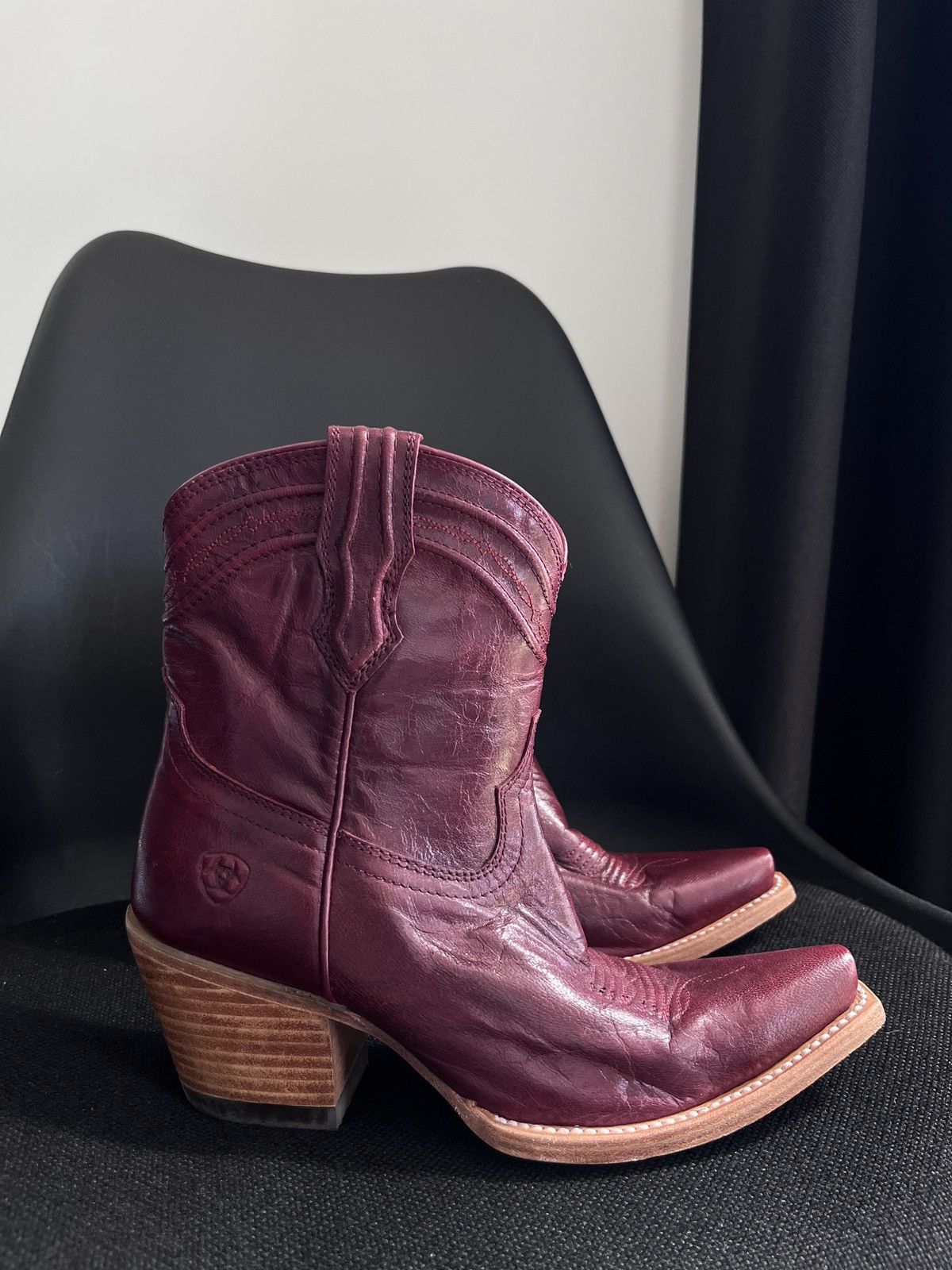 Ariat Ariat Legacy X Toe Ladies Western Cossacks Boots Size US 7 / IT 37 - 2 Thumbnail