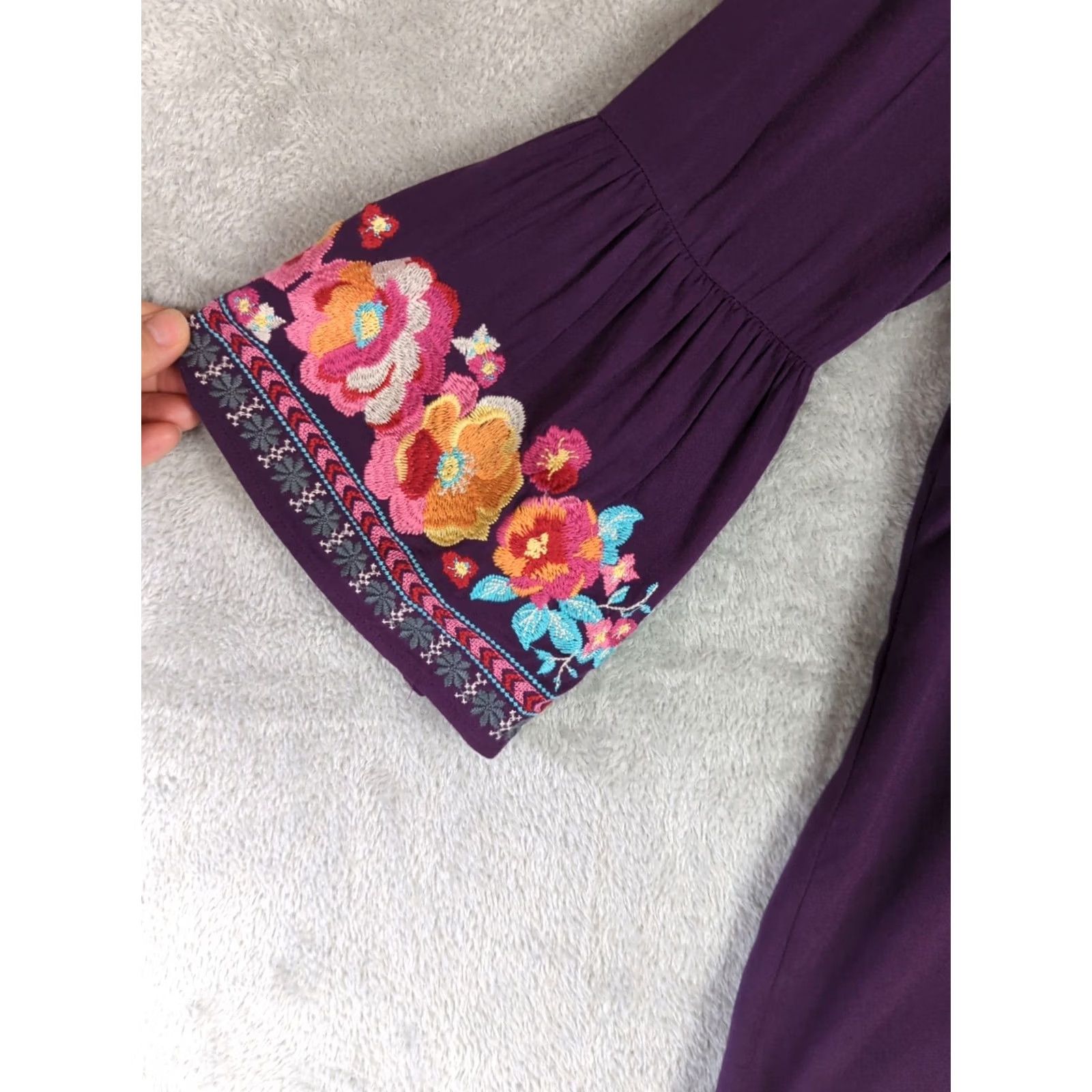 Vintage Andree By Unit Blouse Purple Floral Embroidered 3/4 Bell Sleeve V-Neck M Bohemian Adults Womens Shirt Top Size M / US 6-8 / IT 42-44 - 3 Thumbnail