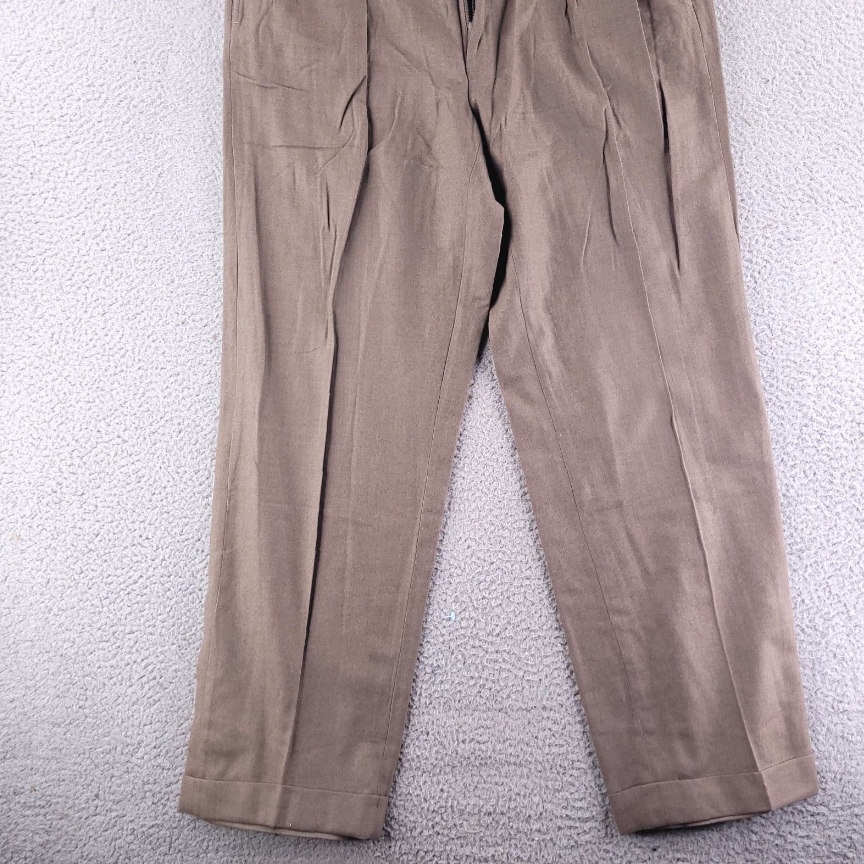 Polo Ralph Lauren Polo Ralph Lauren Dress Pants Mens 36x32 Wool Cuffed Brown Relaxed Regular Inseam 32 Size US M / EU 48-50 / 2 - 2 Thumbnail