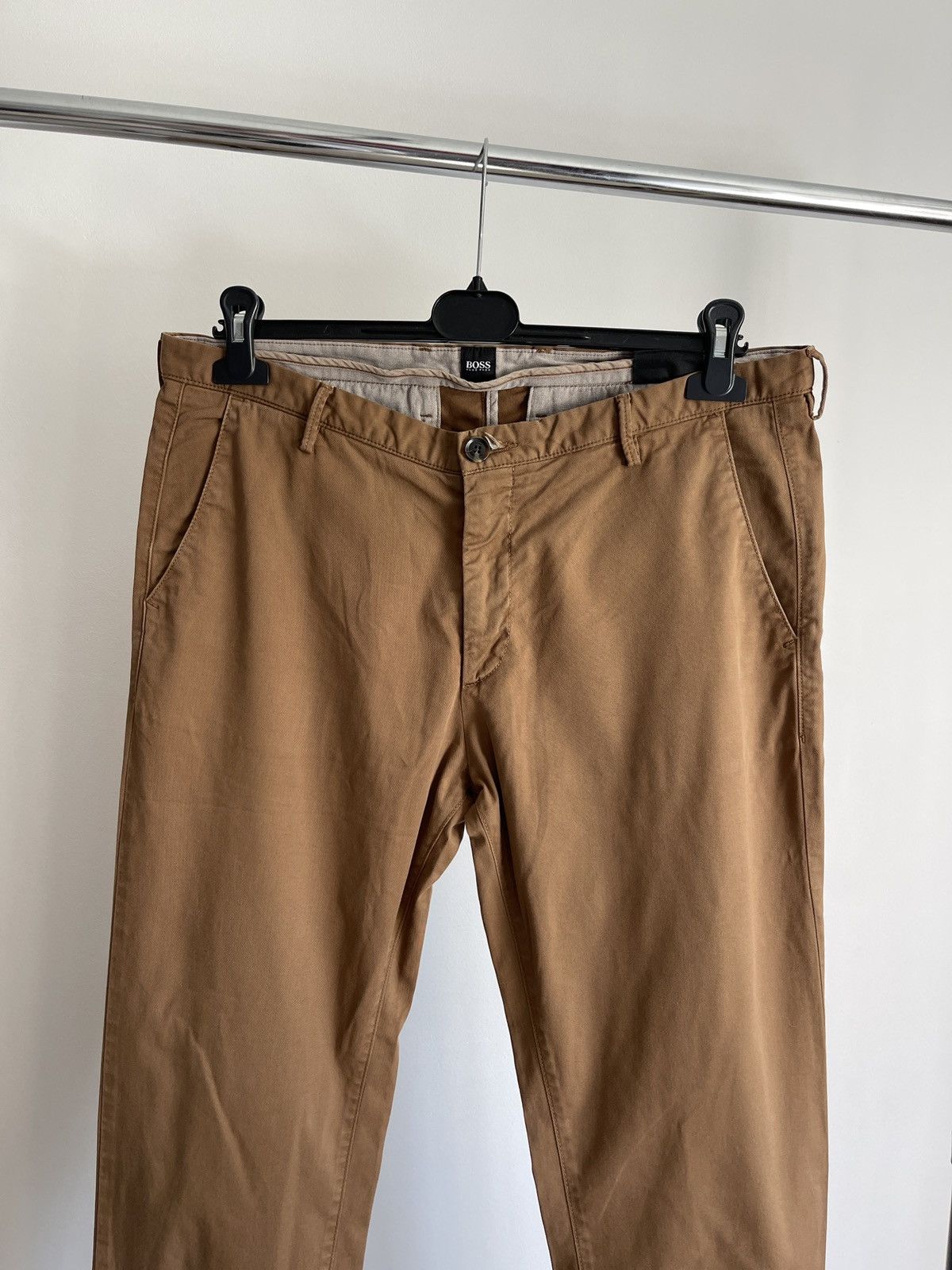 Hugo Boss Hugo boss chino pants brown Size US 34 / EU 50 - 3 Thumbnail