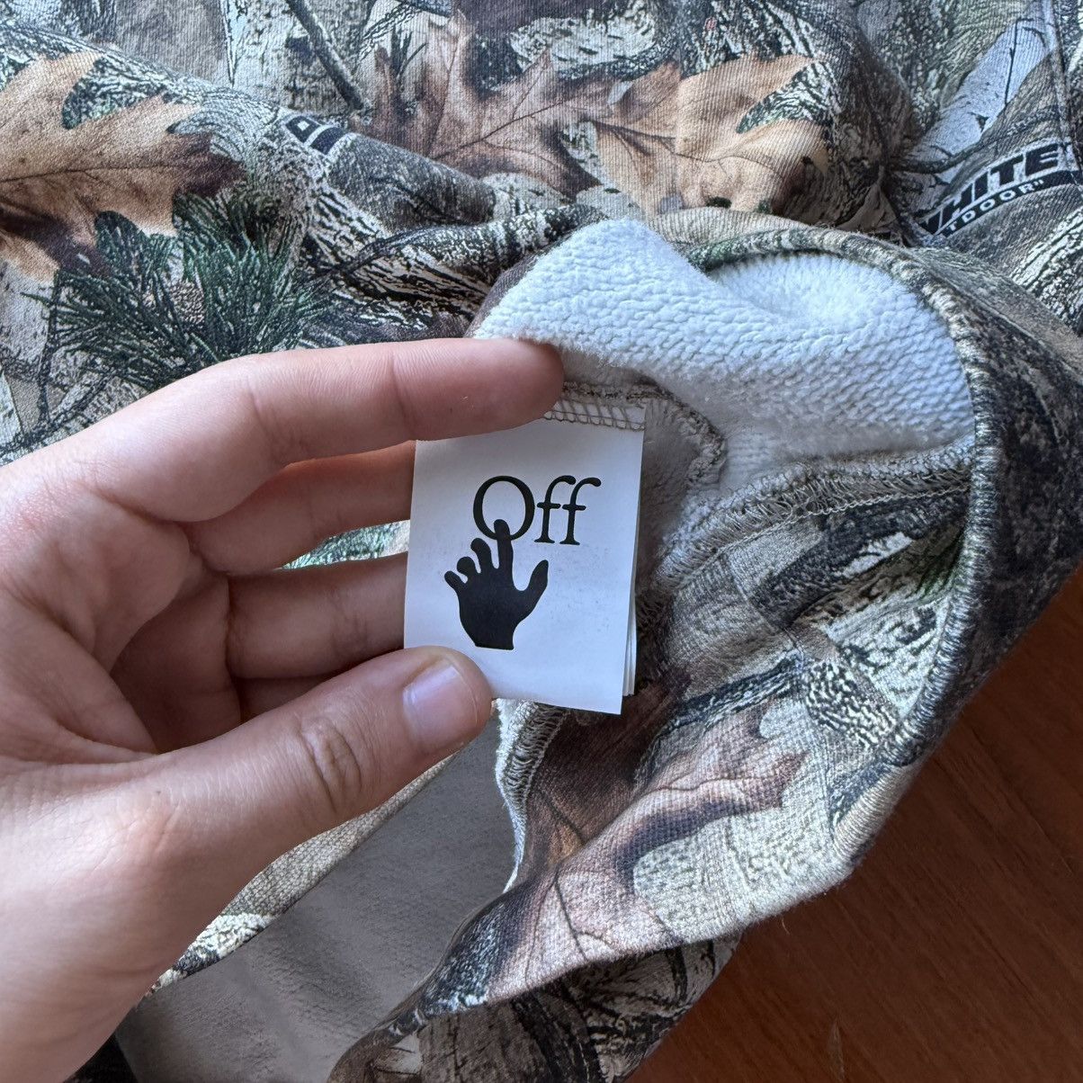 Off-White Off-White sample realtree cammo boxy fit hoodie size M Size US M / EU 48-50 / 2 - 5 Thumbnail