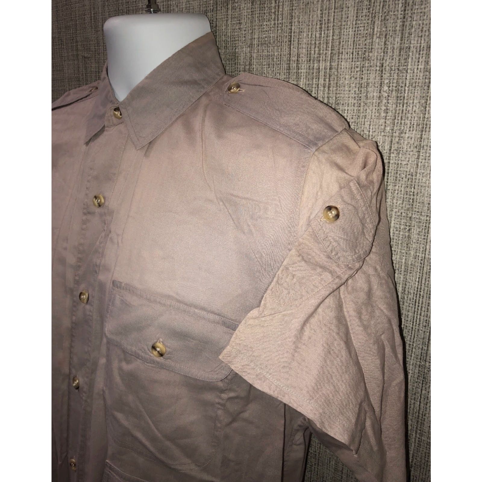 Banana Republic BANANA REPUBLIC Shirt Men Button-Front Short Sleeve Beige Medium M Size US M / EU 48-50 / 2 - 2 Thumbnail