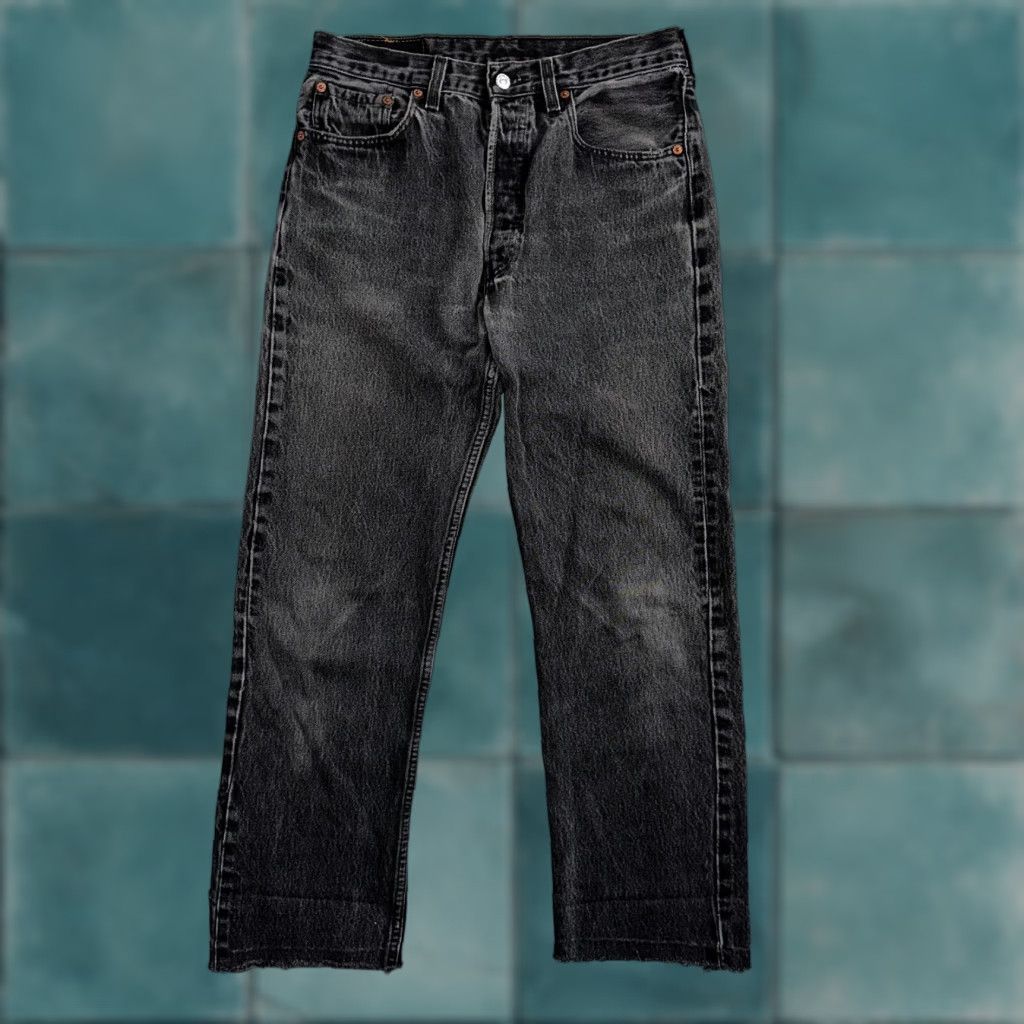 Levi's VINTAGE Levi's 501 Jeans Straight Leg Black Light Wash 32x36 90s USA Mens Size US 32 / EU 48 - 1 Thumbnail