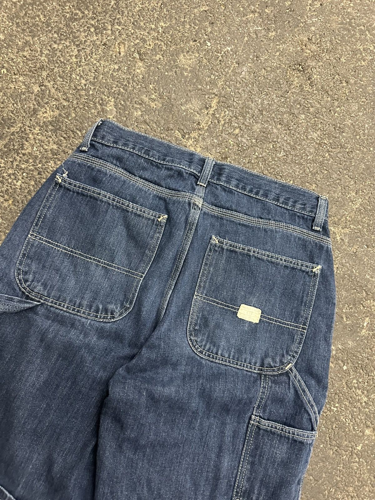 Gap × Vintage Y2K gap cargo shorts Size US 32 / EU 48 - 2 Thumbnail